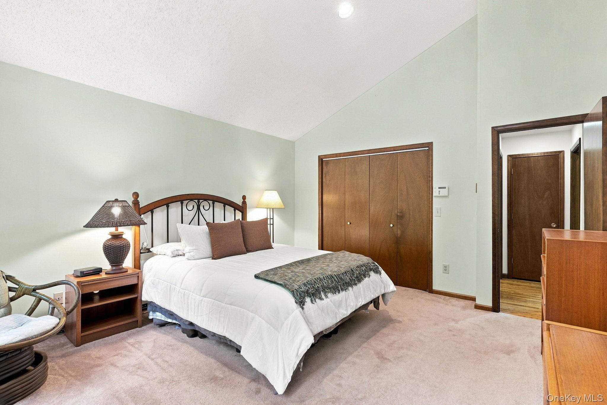 66 Maple Wood Drive Property Photo 16