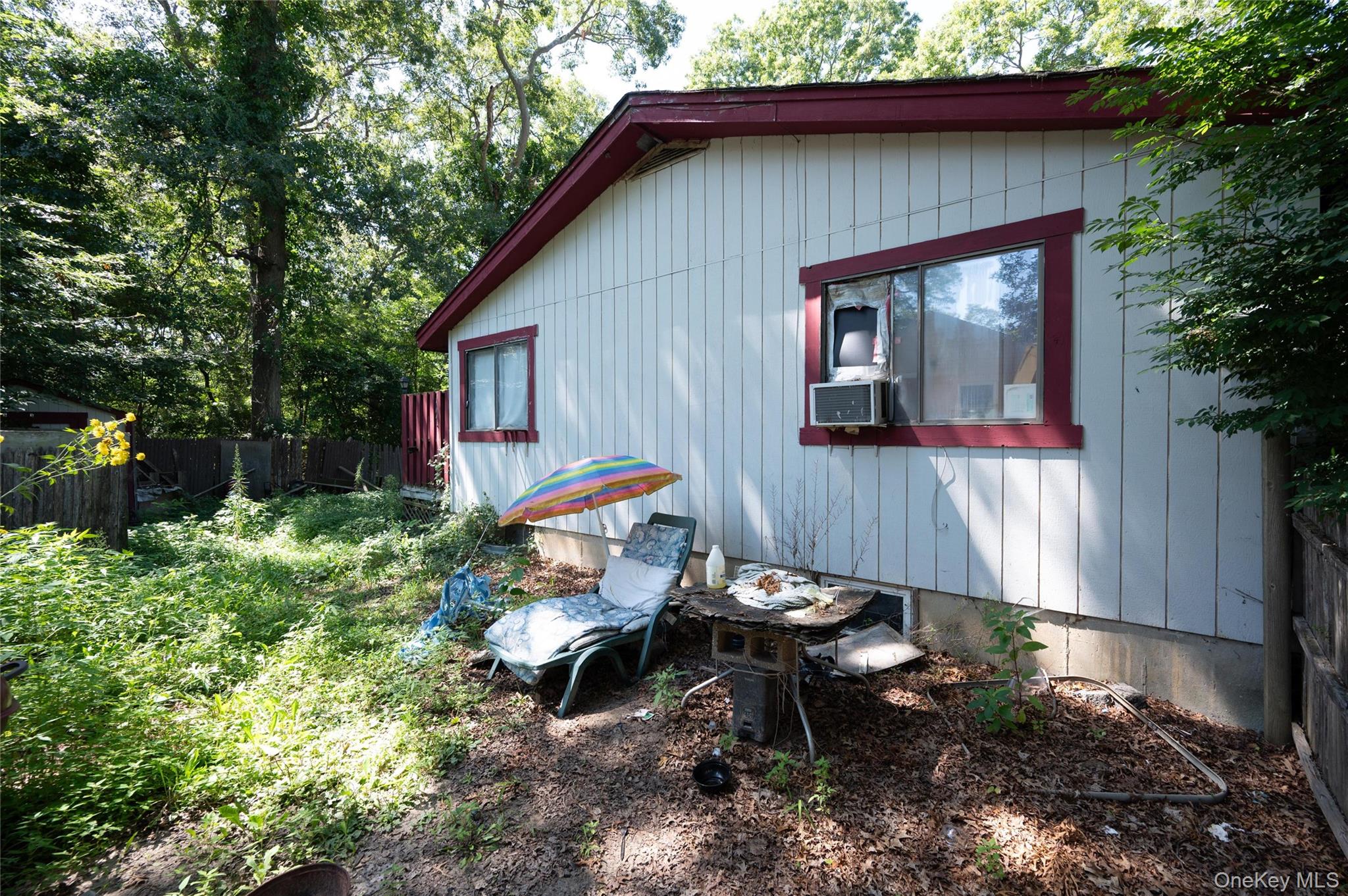 6 Loretta Court Property Photo 5