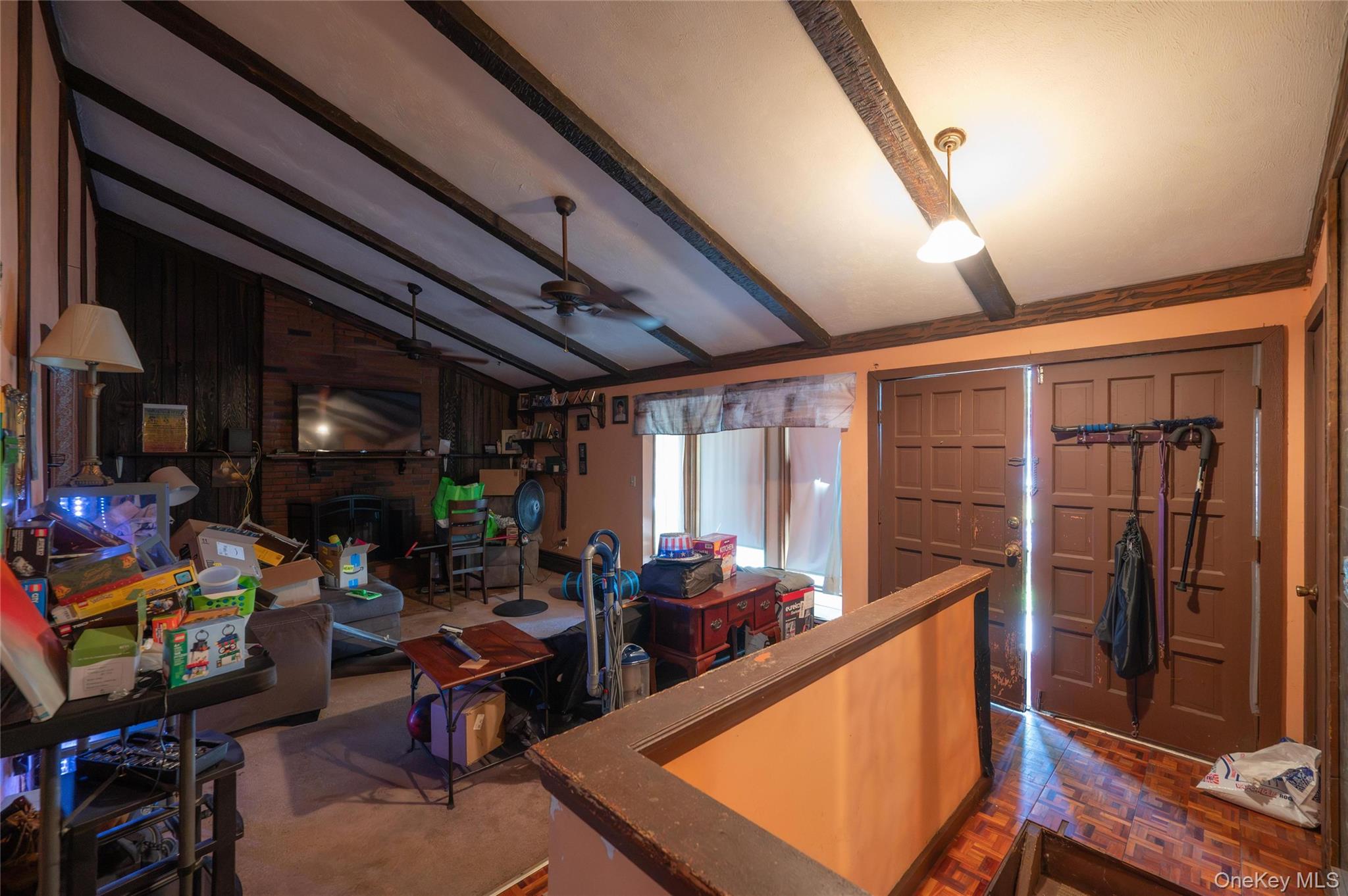6 Loretta Court Property Photo 10