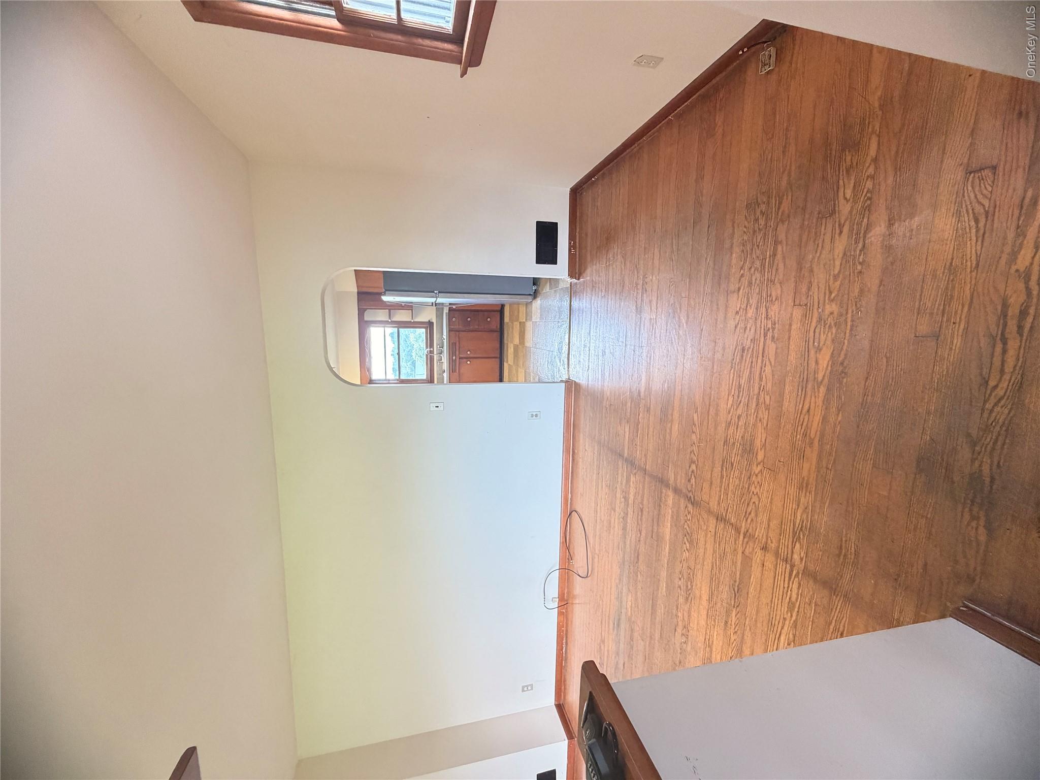 571 Temple Hill Road Property Photo 9