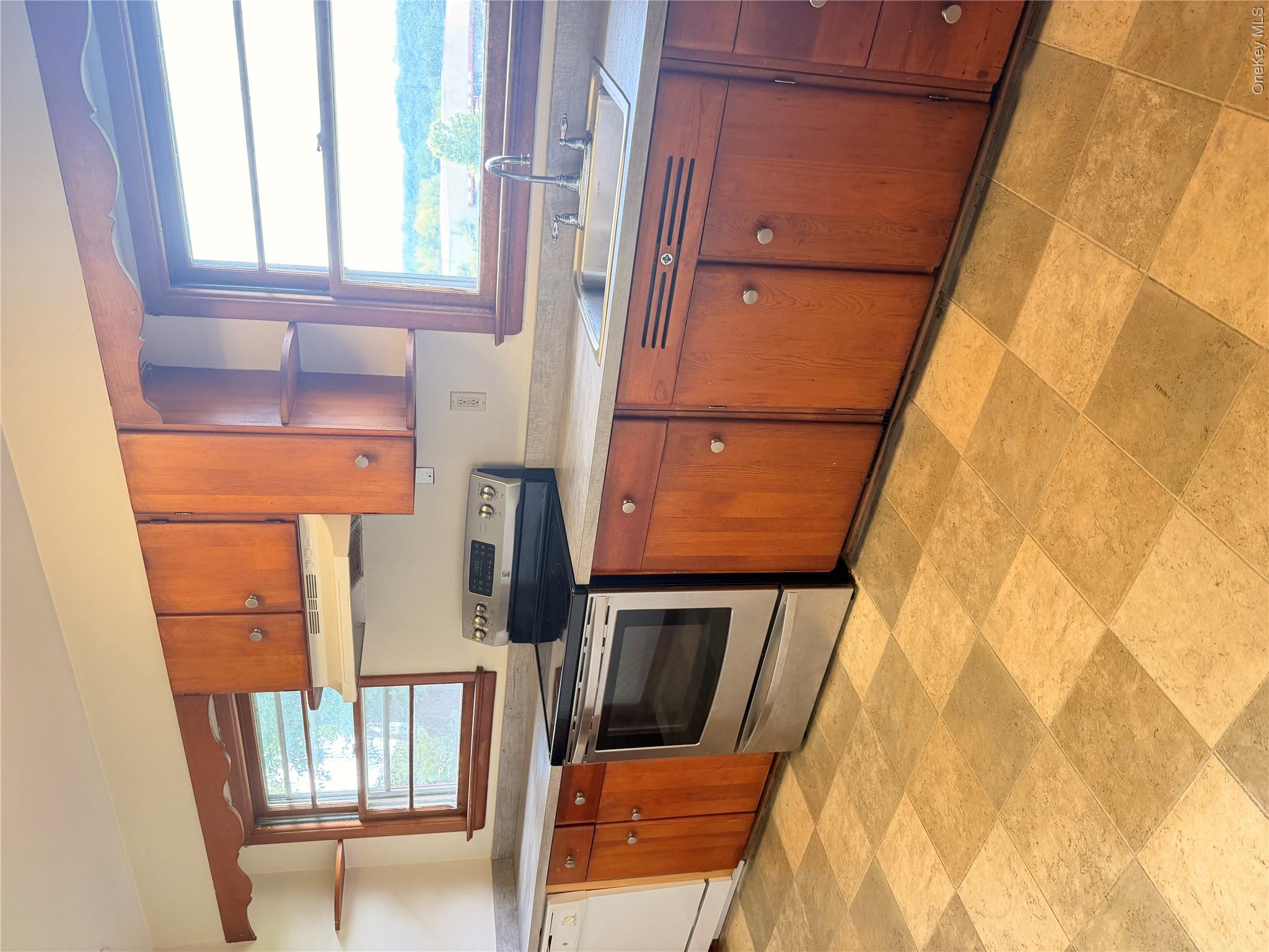 571 Temple Hill Road Property Photo 18