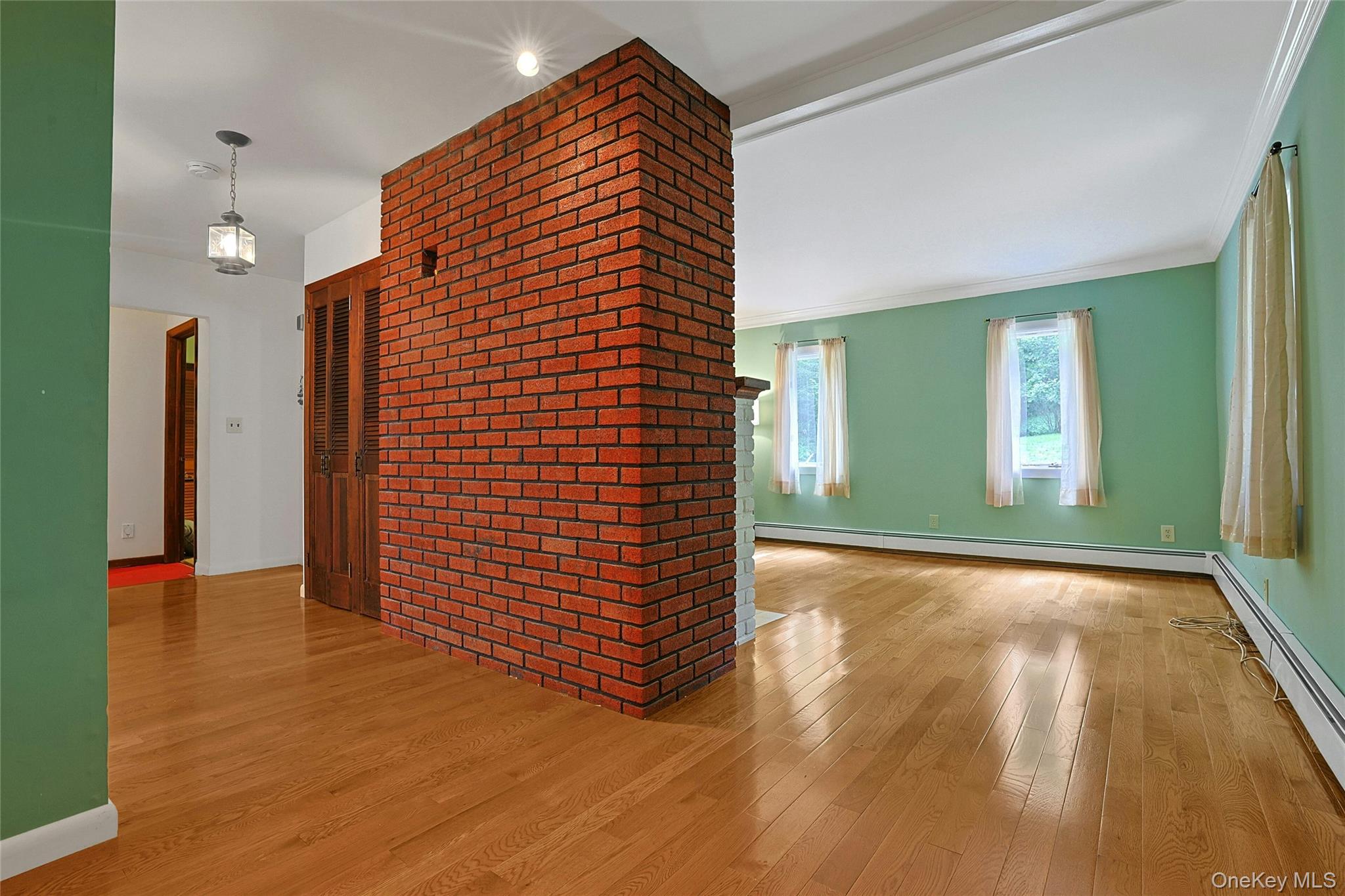 10 Highclere Lane Property Photo 11