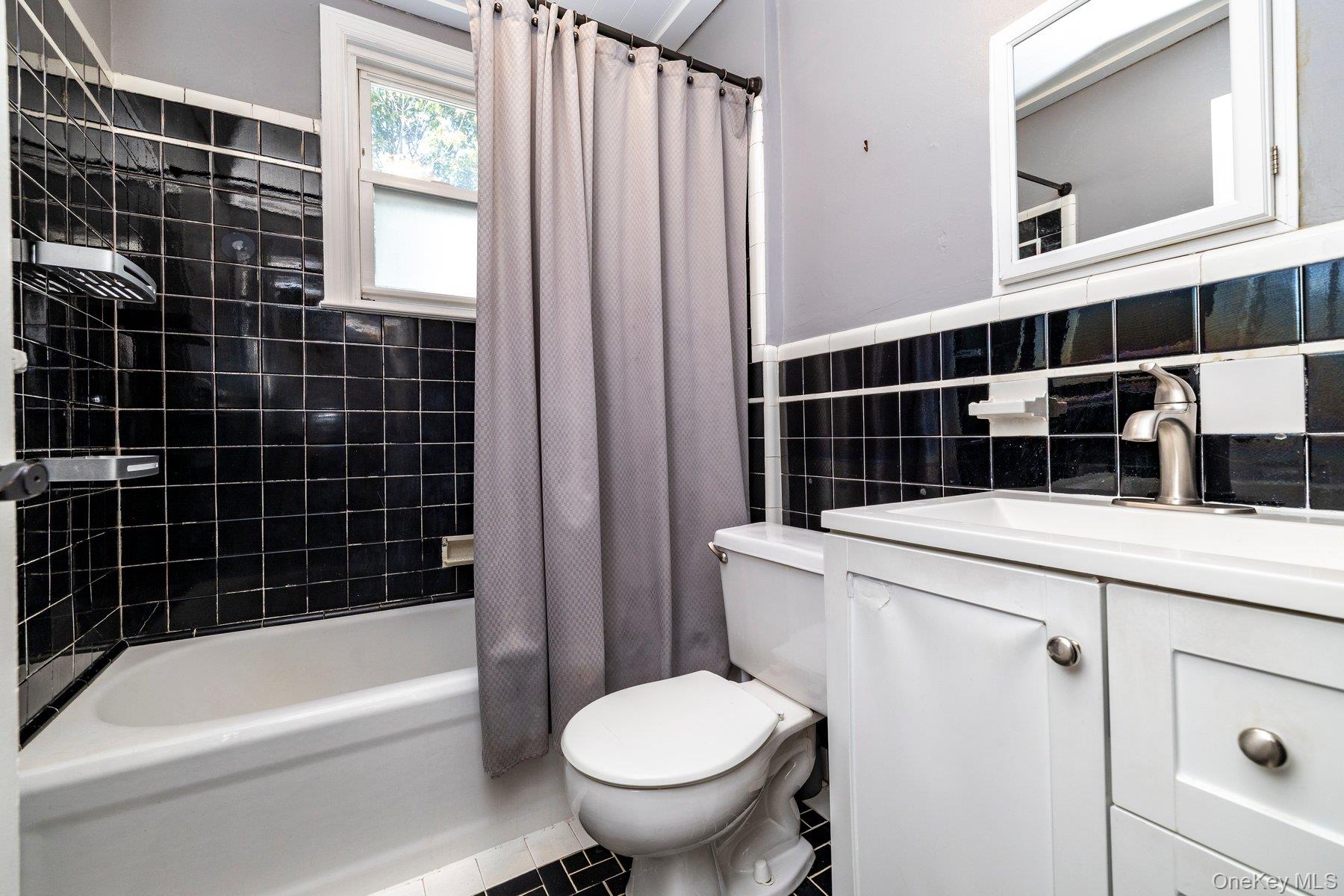 837 Edward Street Property Photo 19