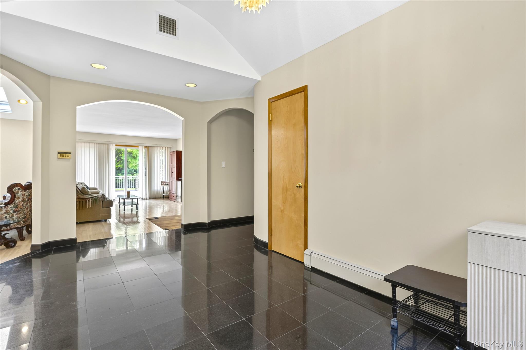 22 Penn Drive Property Photo 6