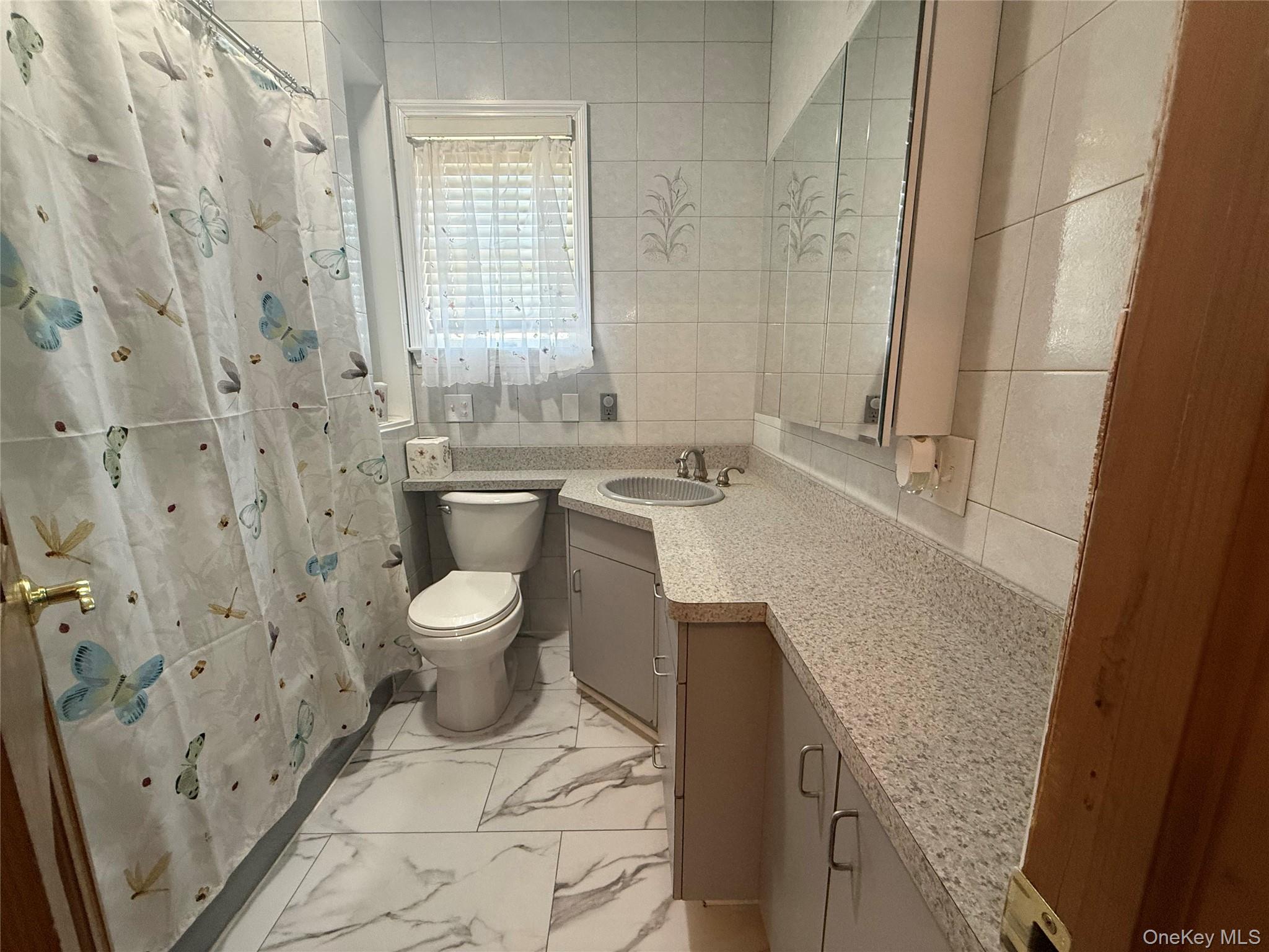 1521 Hone Avenue Property Photo 14