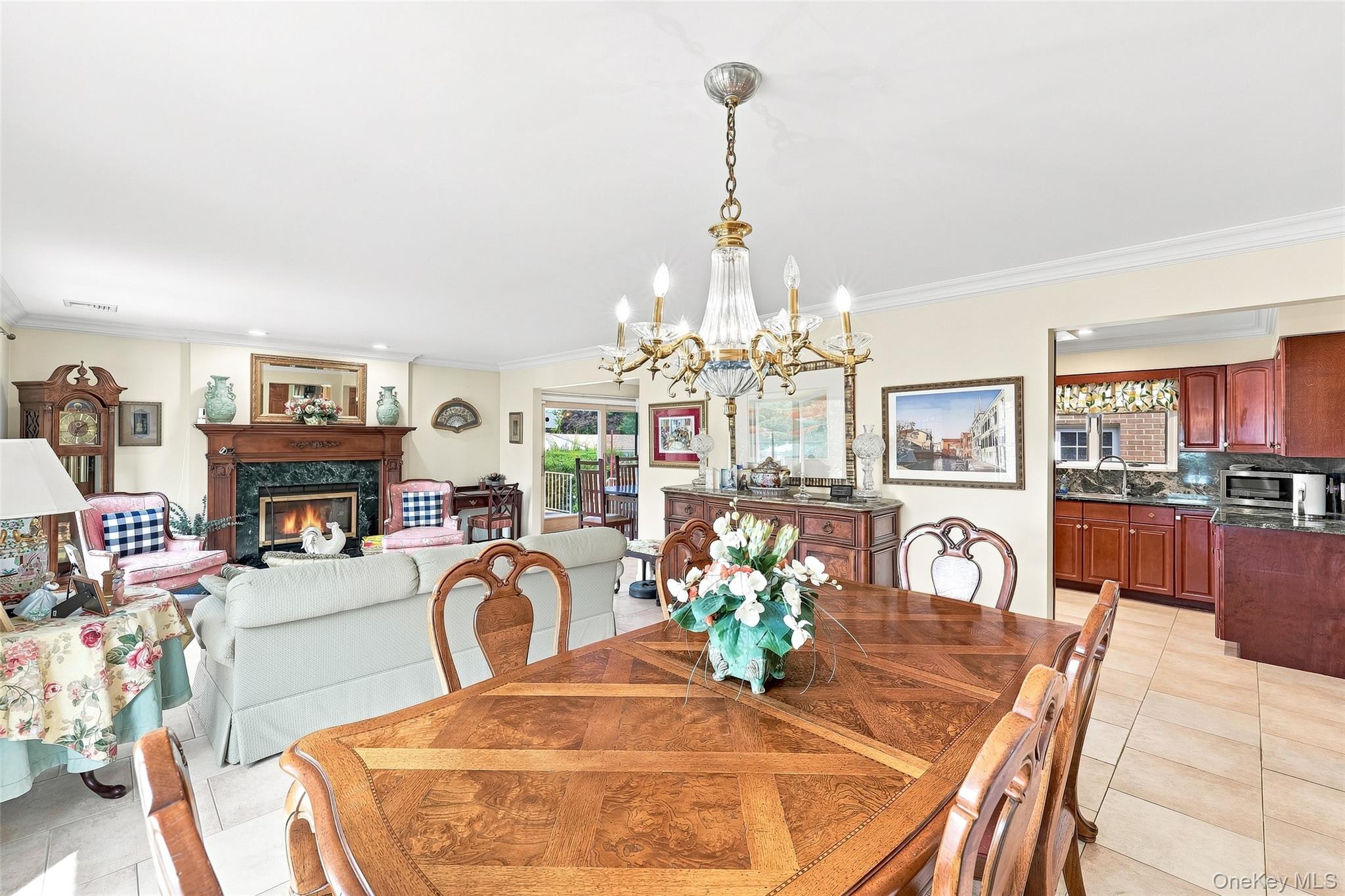 5315 Overbrook Street Property Photo 7