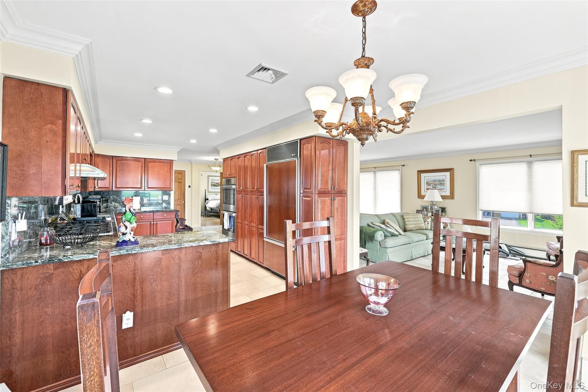 5315 Overbrook Street Property Photo 9