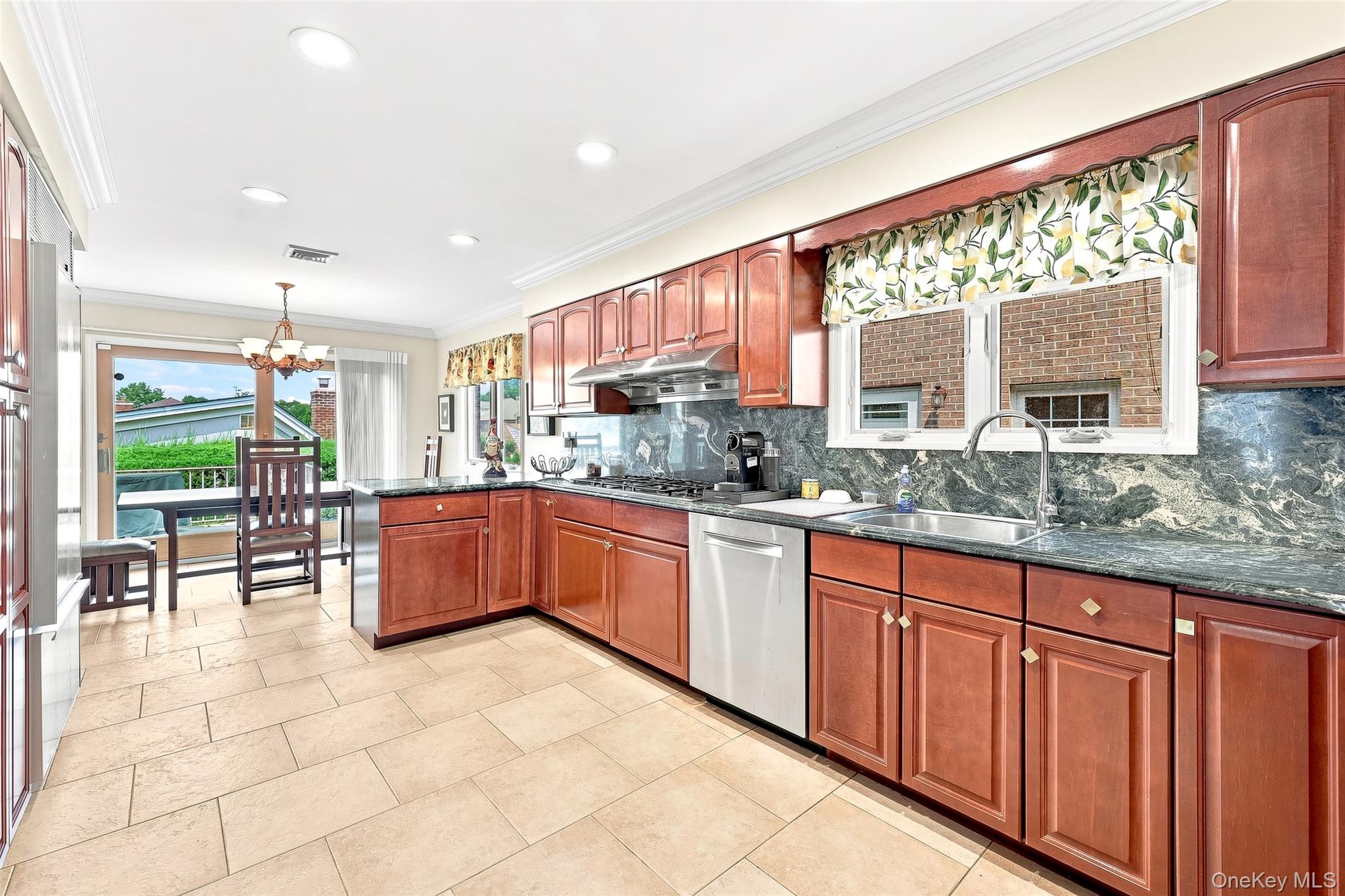 5315 Overbrook Street Property Photo 11