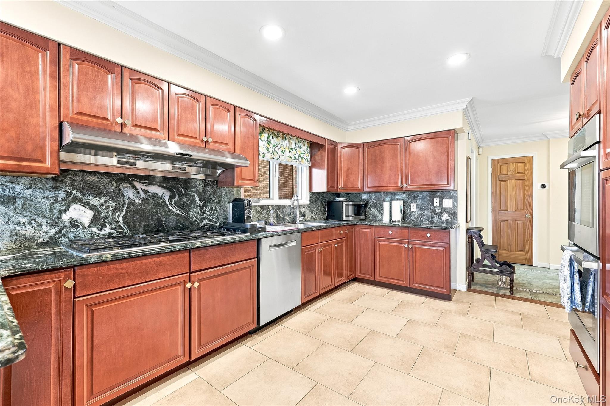 5315 Overbrook Street Property Photo 13