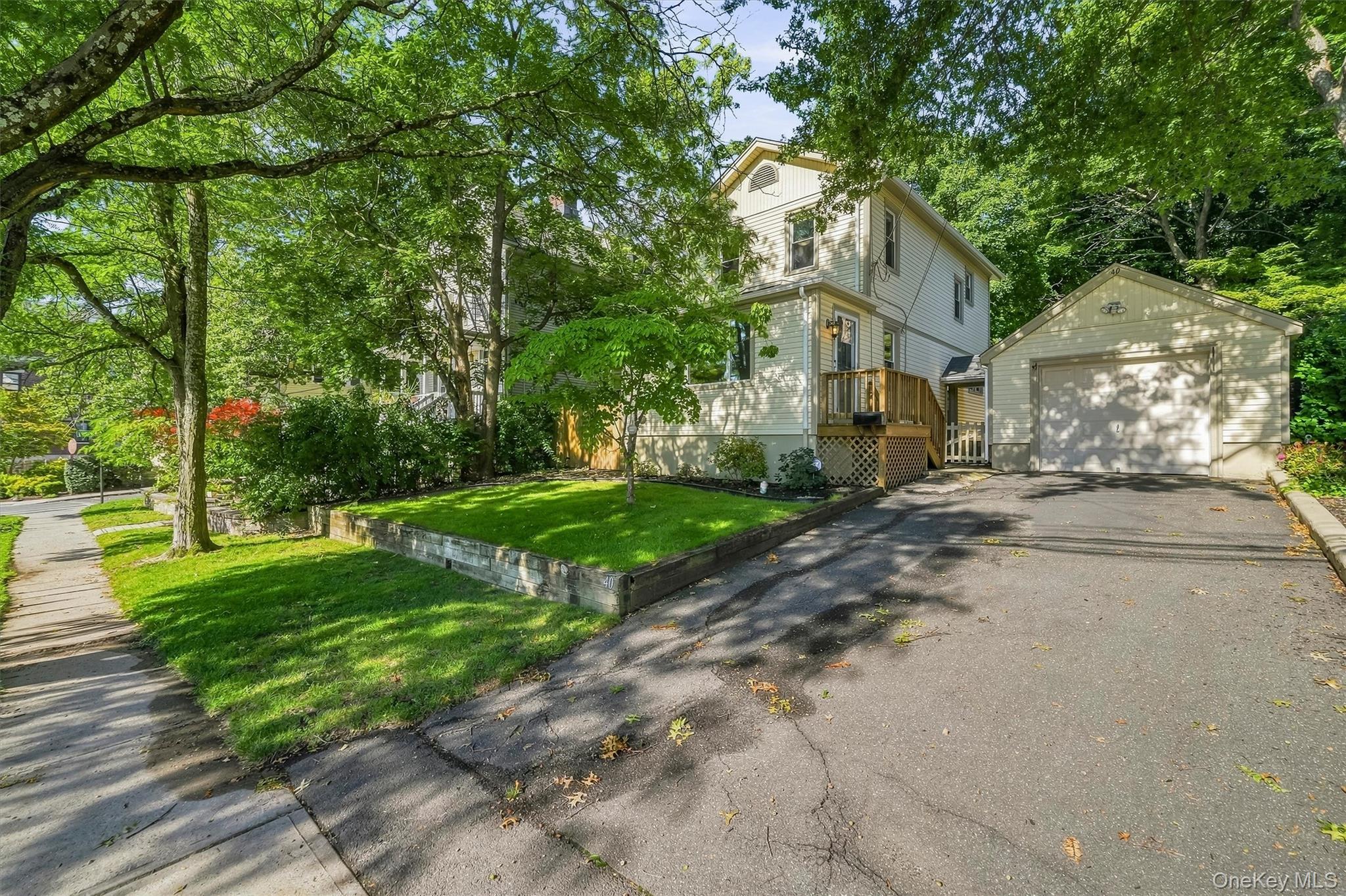40 N Midland Avenue Property Photo 4