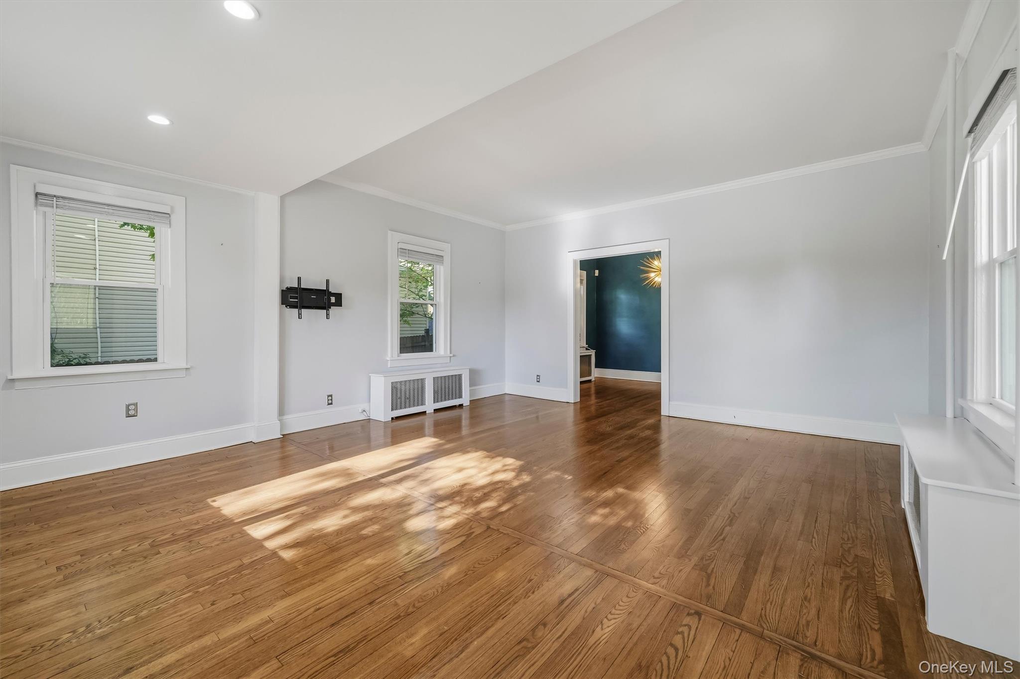 40 N Midland Avenue Property Photo 8