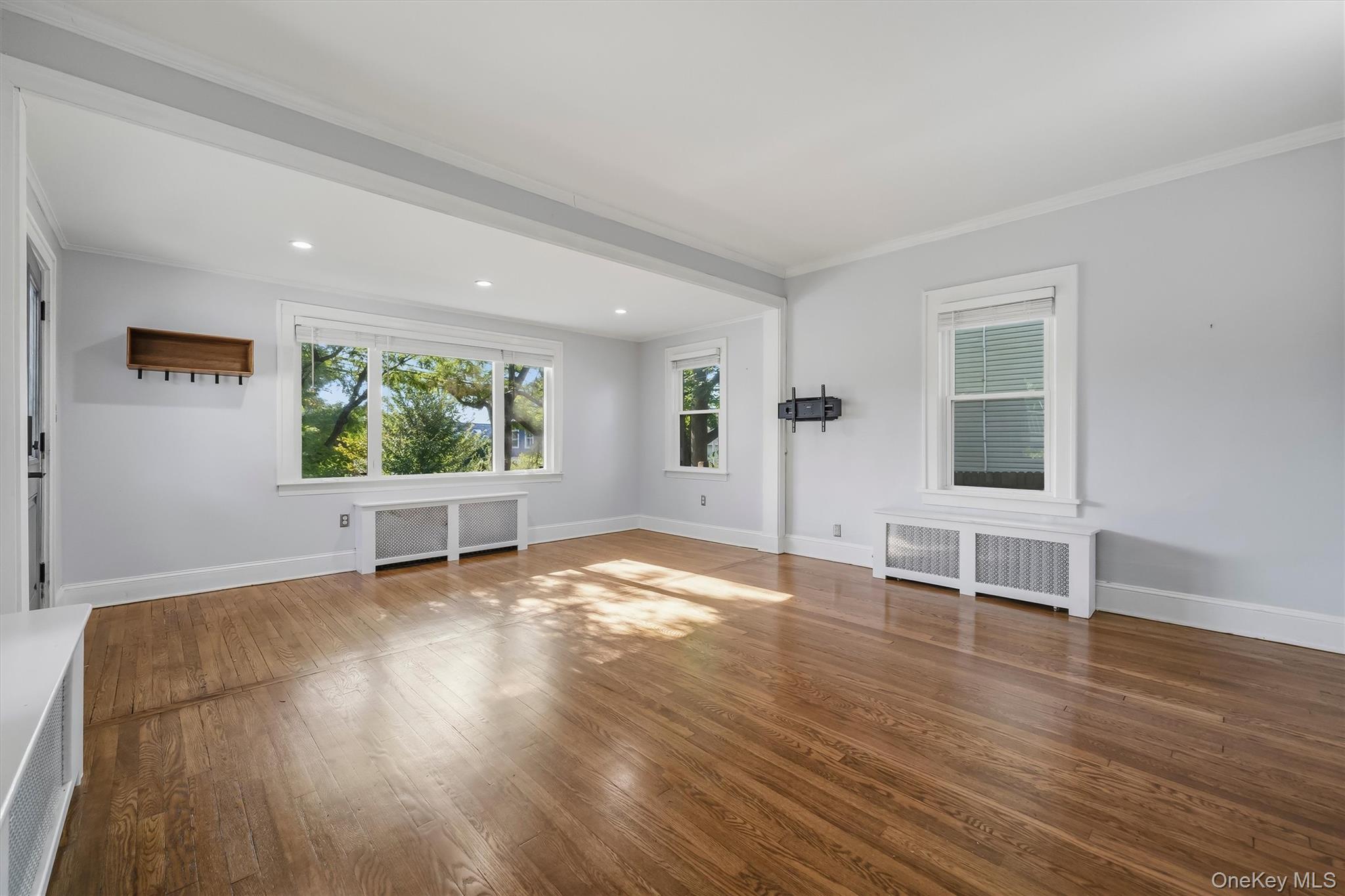 40 N Midland Avenue Property Photo 12