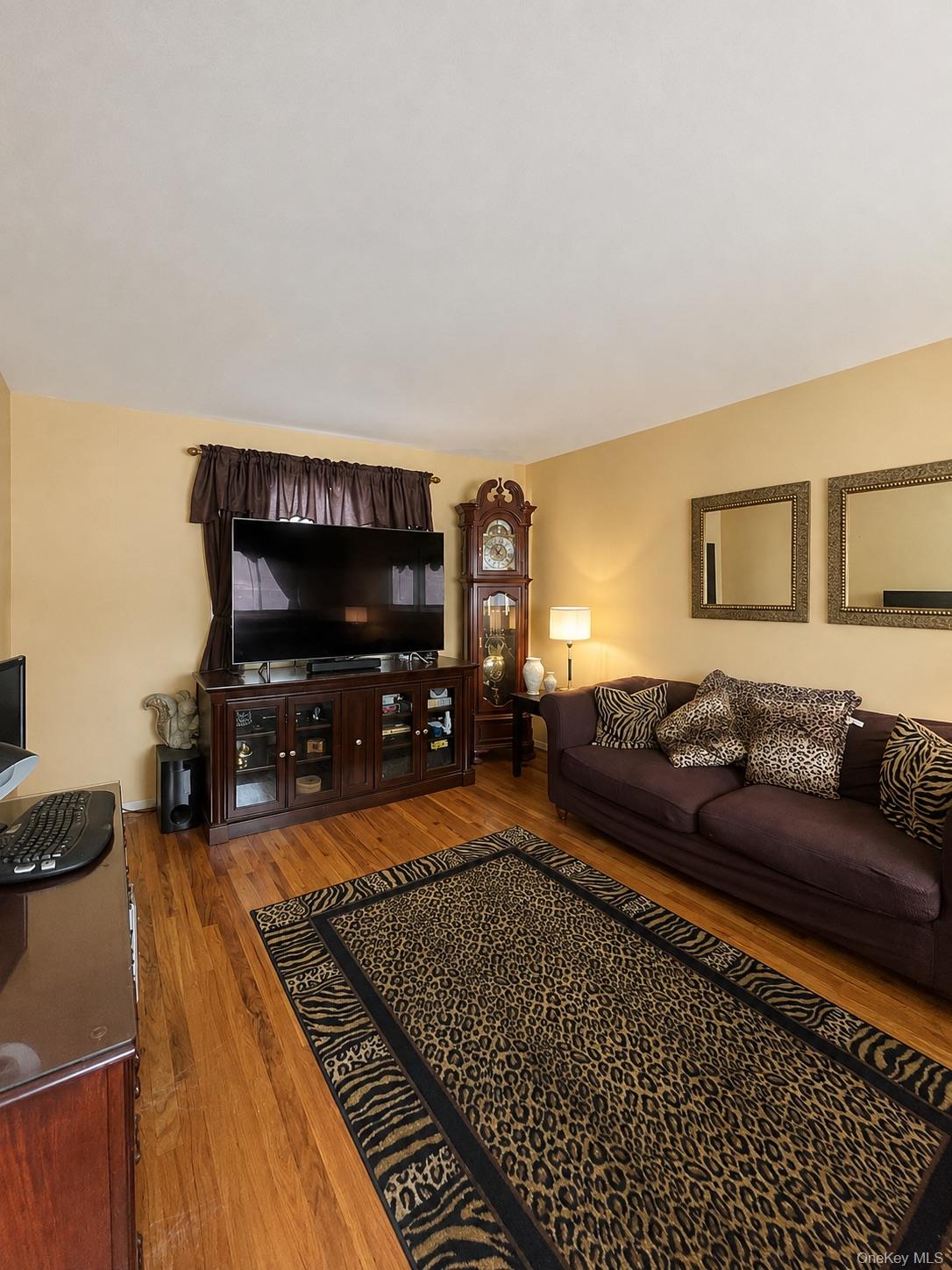 1340 Mac Donough Place Property Photo 2