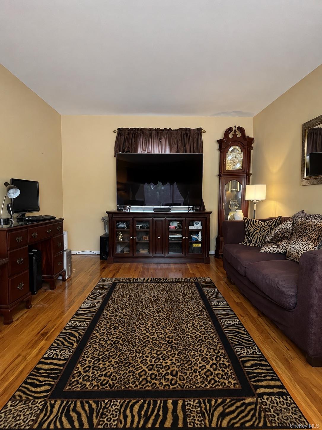 1340 Mac Donough Place Property Photo 3