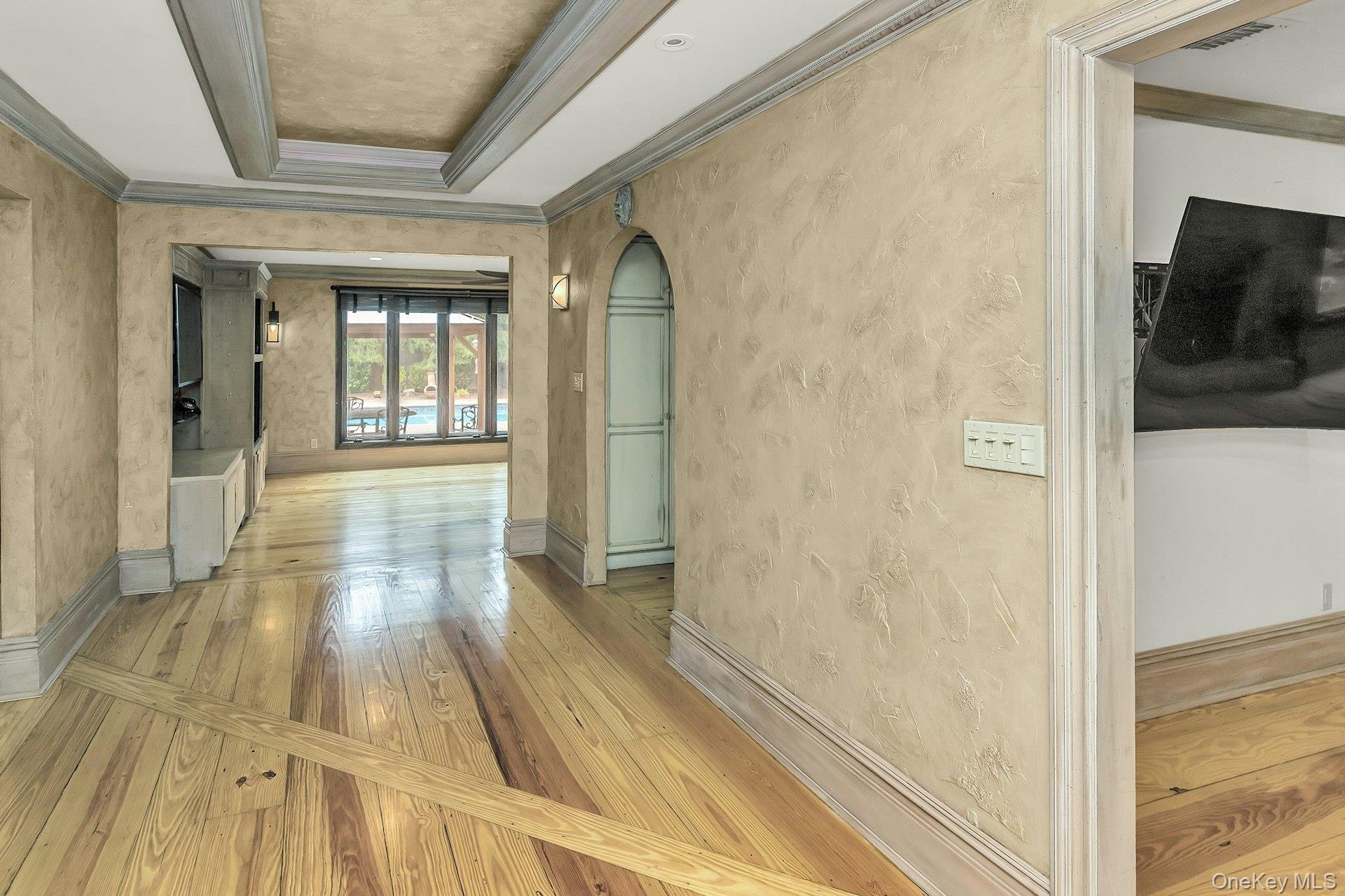 189 Lodge Avenue Property Photo 3