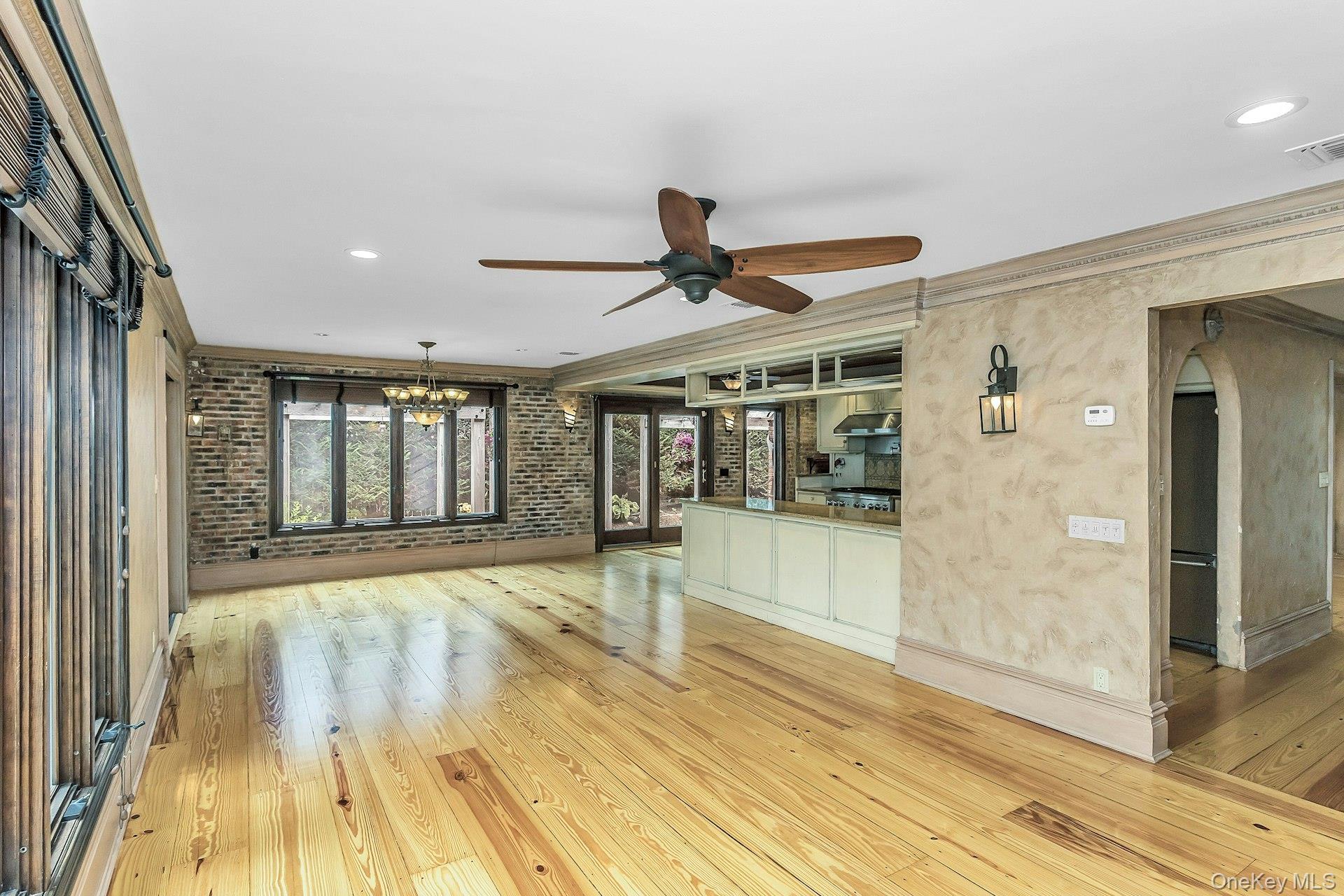 189 Lodge Avenue Property Photo 12