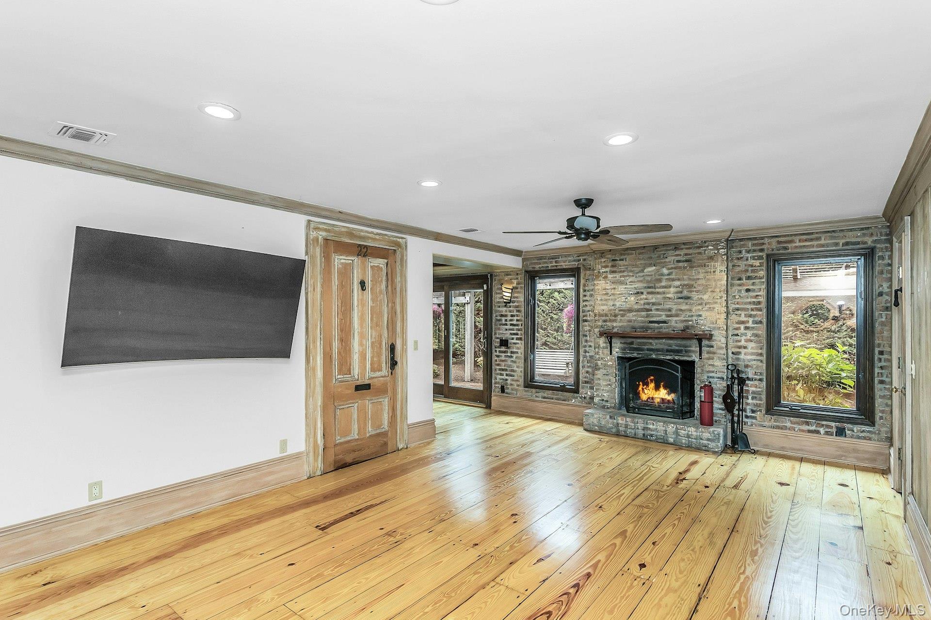 189 Lodge Avenue Property Photo 13