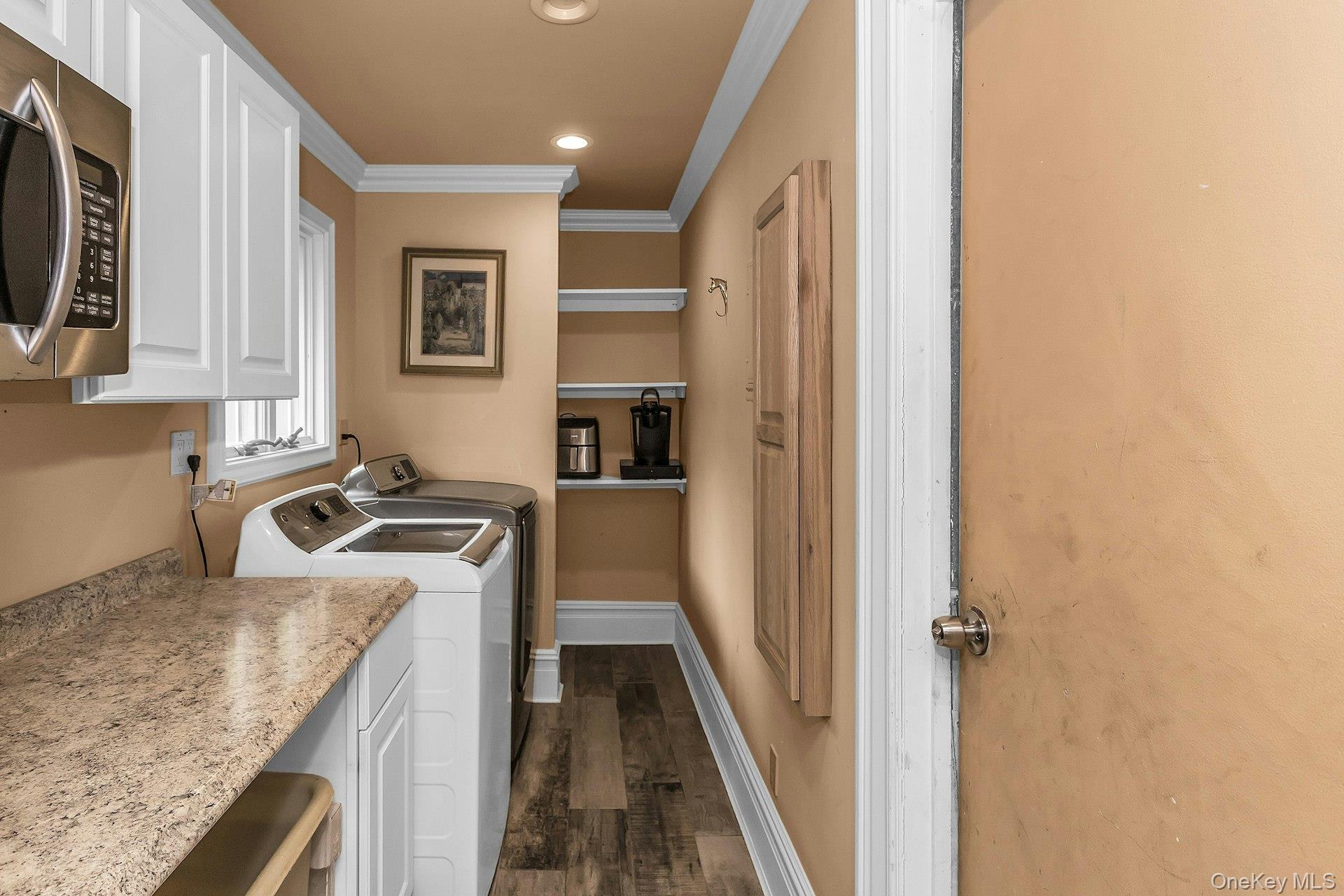 189 Lodge Avenue Property Photo 17