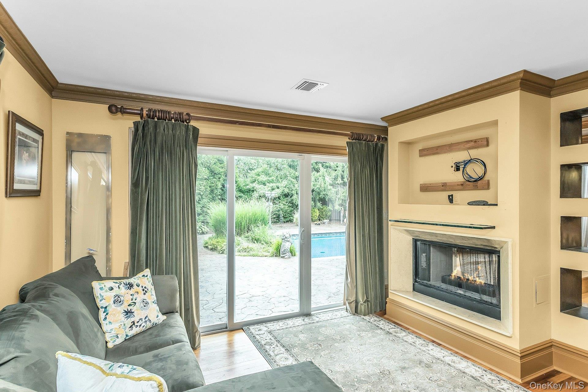 189 Lodge Avenue Property Photo 19