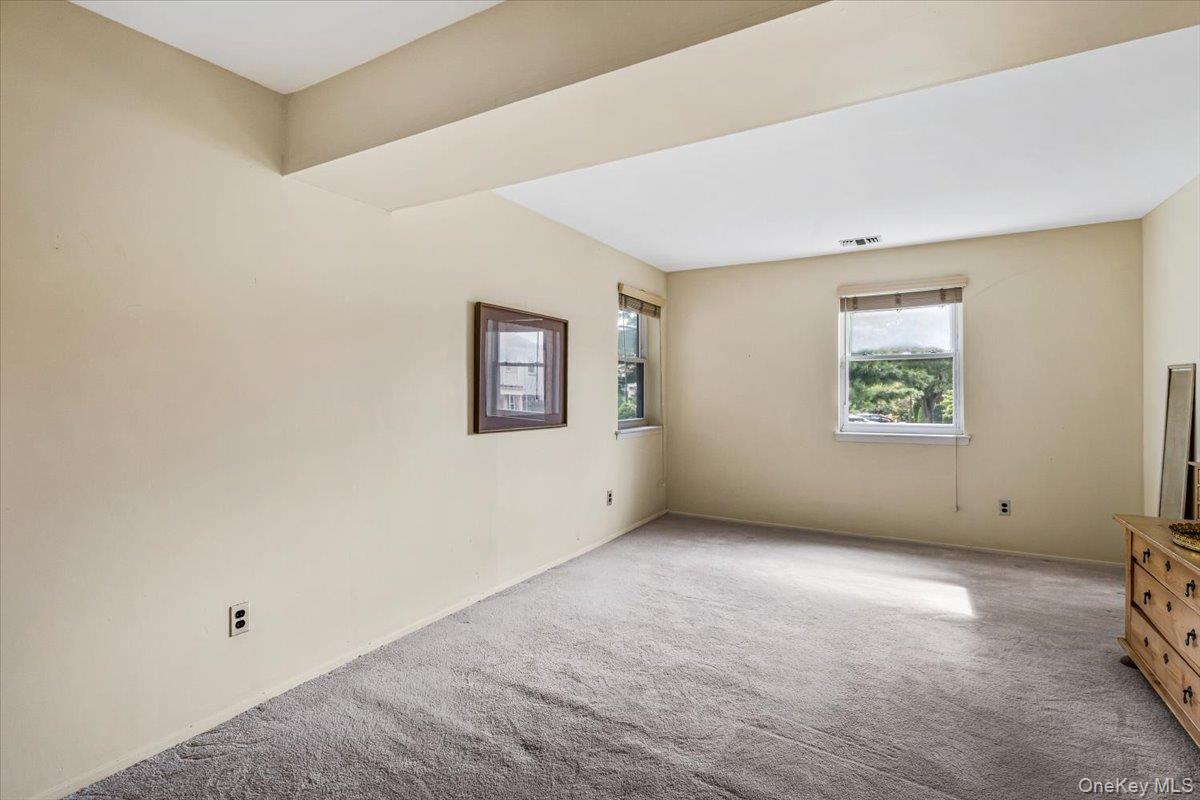 67-71 Cloverdale Lane 148 Property Photo 10