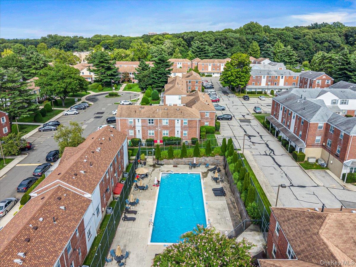 67-71 Cloverdale Lane 148 Property Photo 16