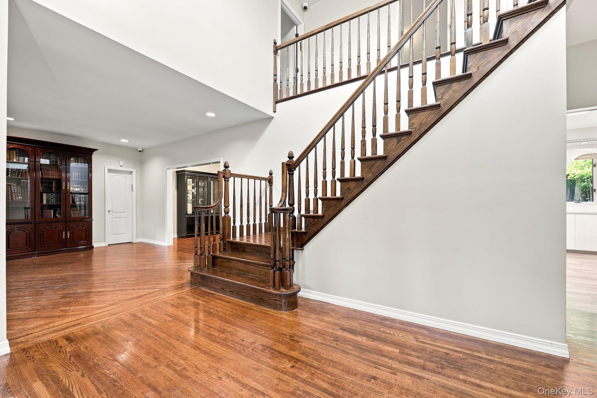 306 S Grandview Avenue Property Photo 4