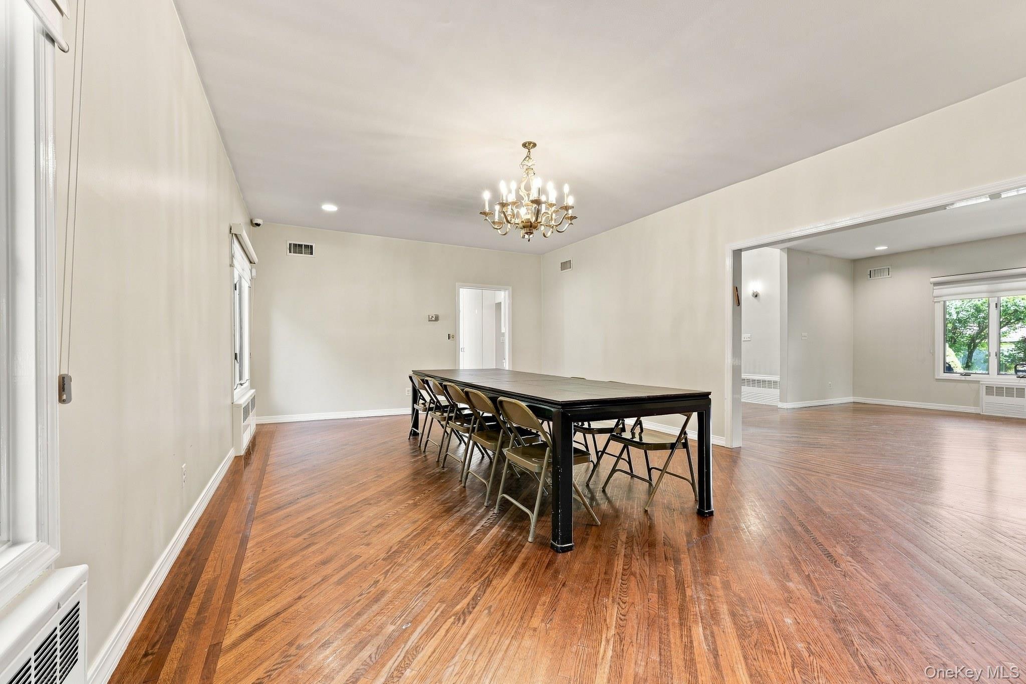 306 S Grandview Avenue Property Photo 7