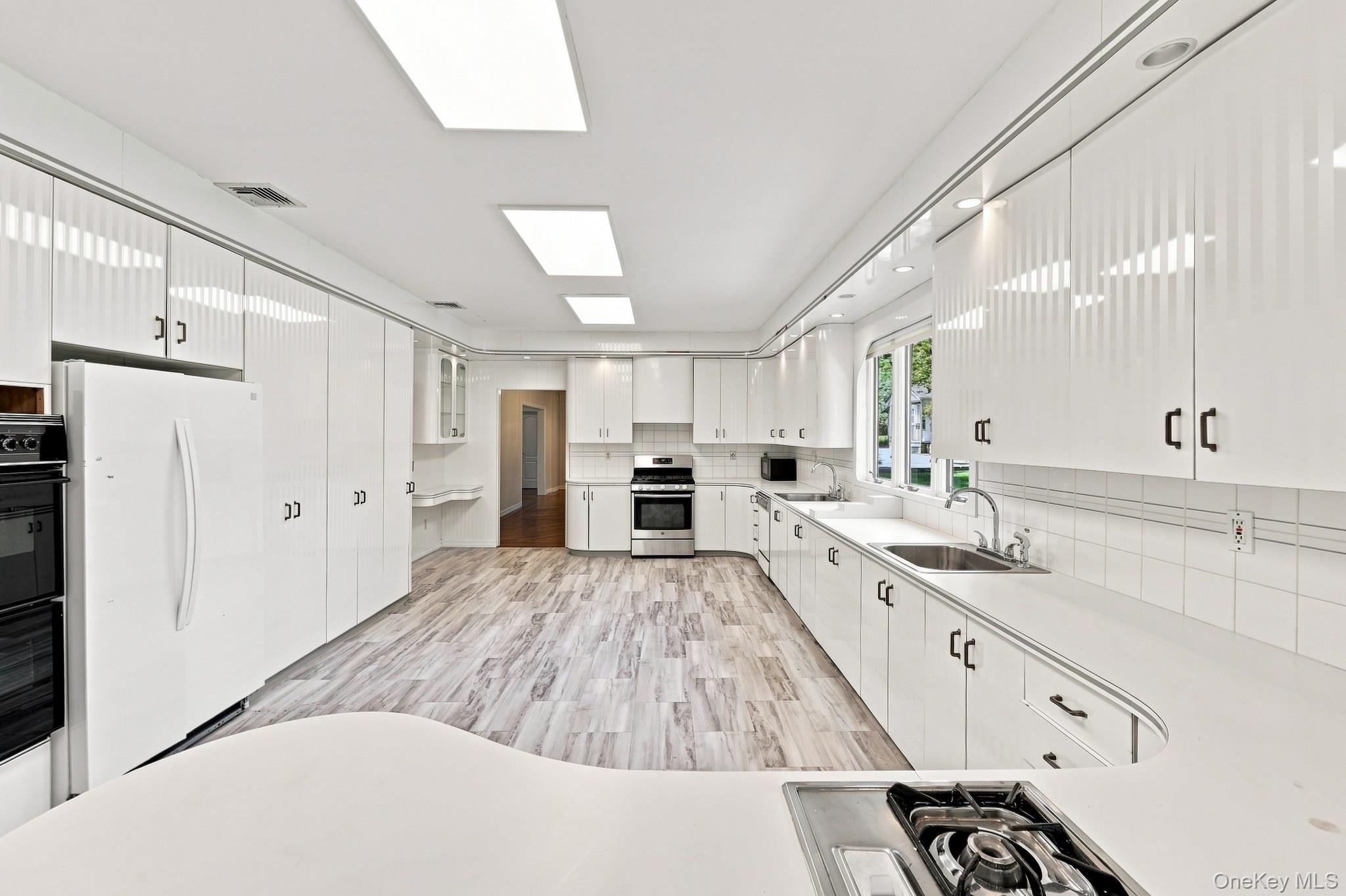 306 S Grandview Avenue Property Photo 12