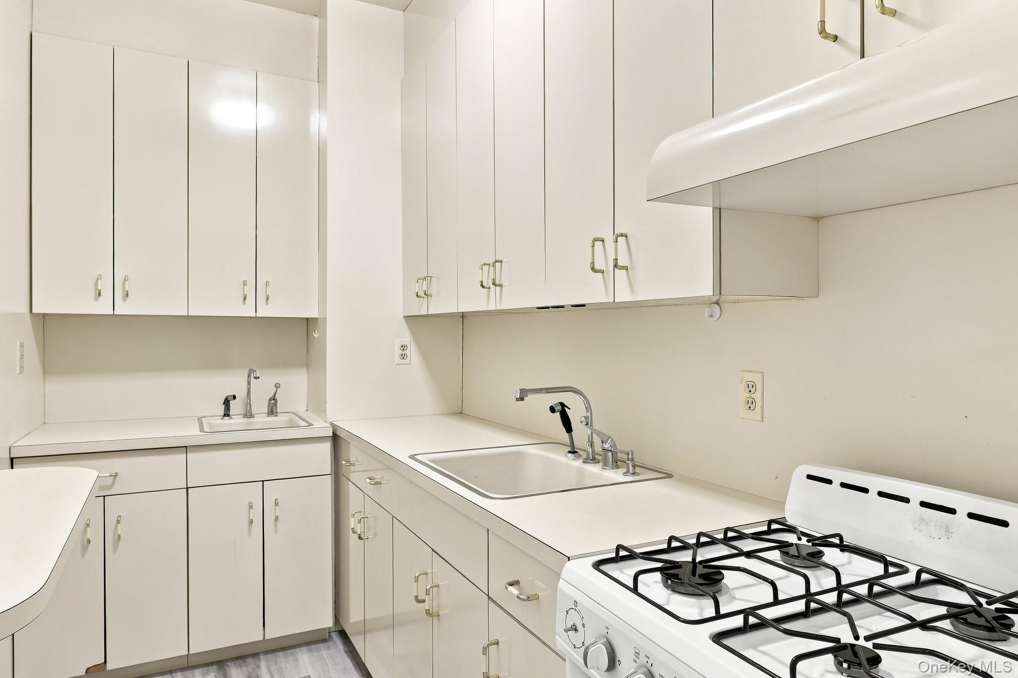 306 S Grandview Avenue Property Photo 15