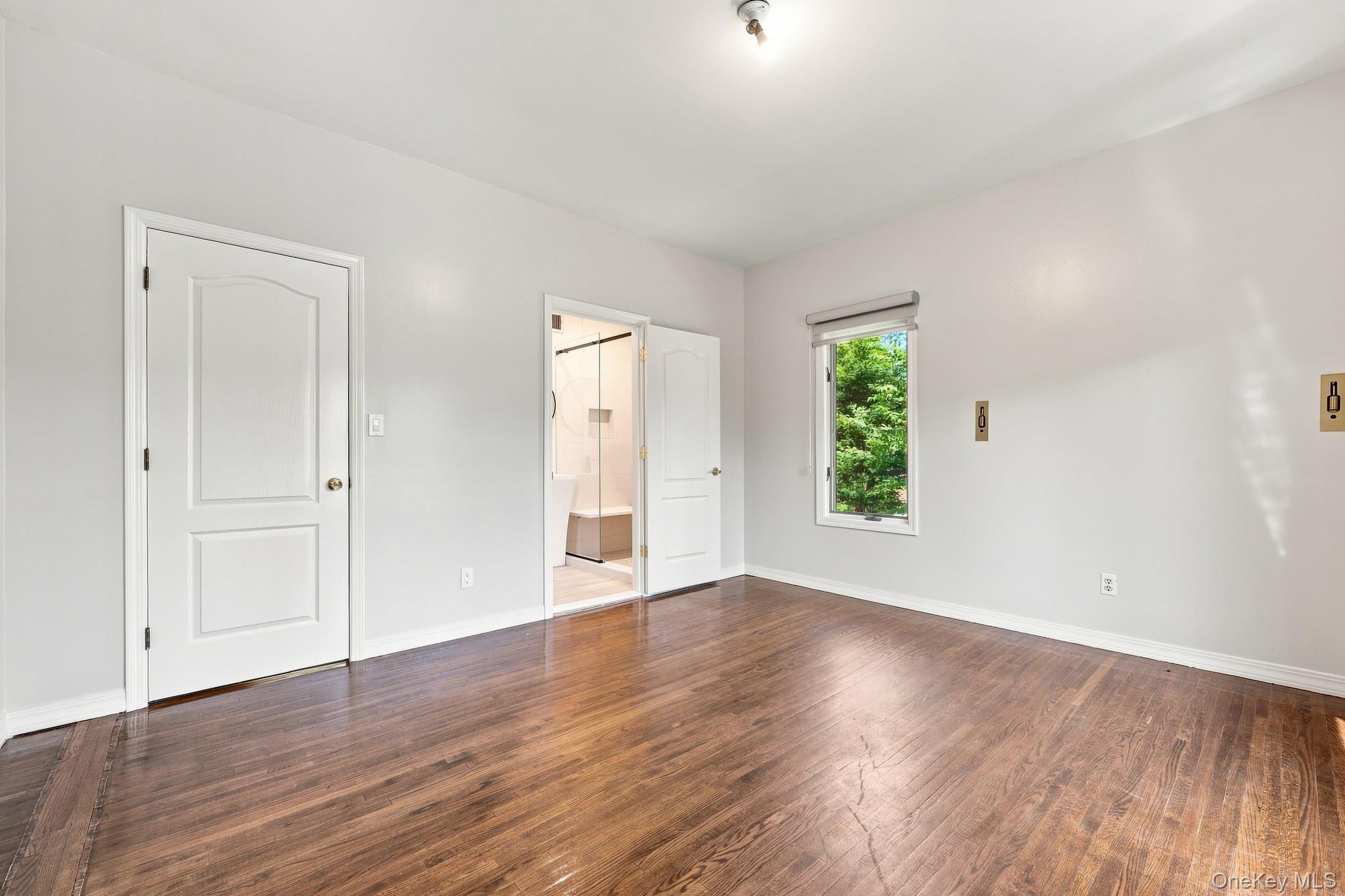 306 S Grandview Avenue Property Photo 18