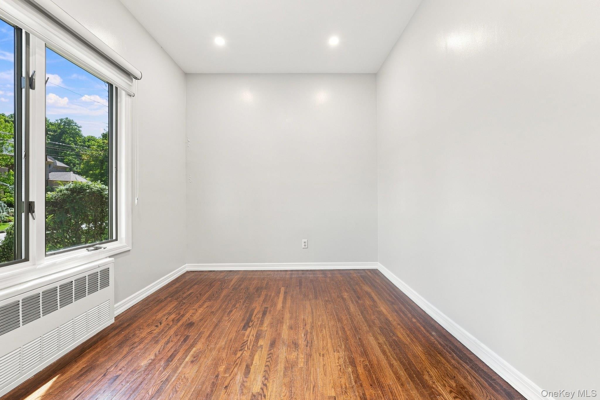306 S Grandview Avenue Property Photo 20