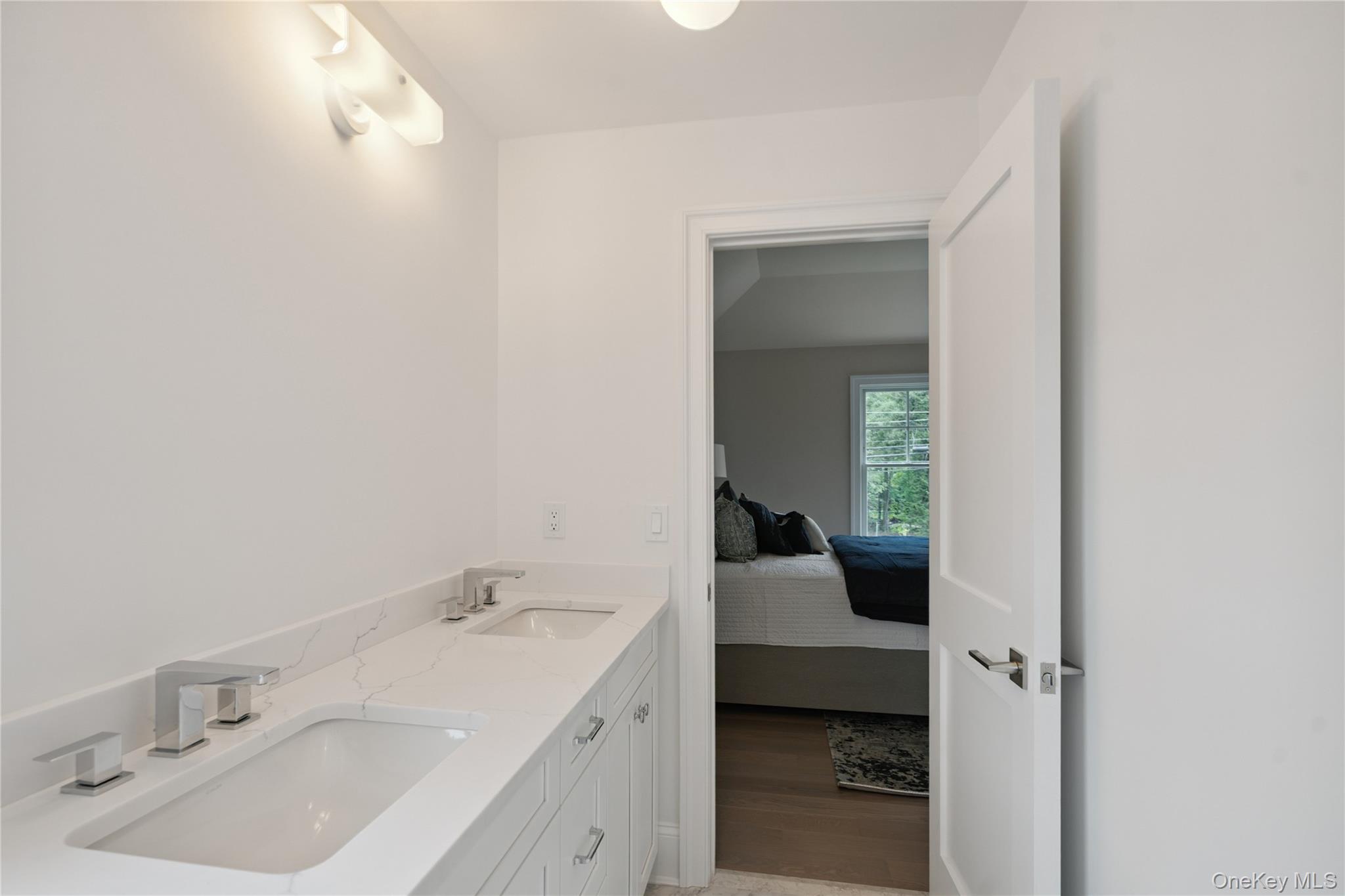 44 Plainview Road Property Photo 34