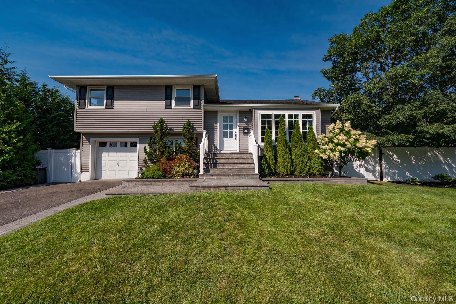 1814 Robin Lane Property Photo 1
