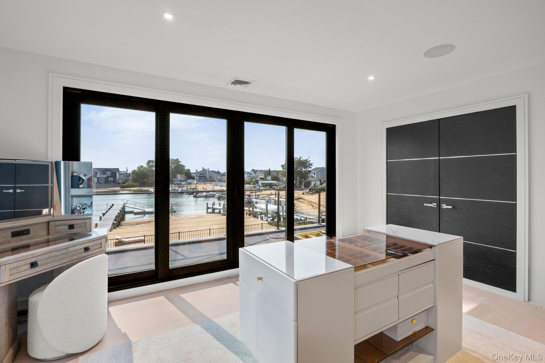 14 Jomarr Court Property Photo 29