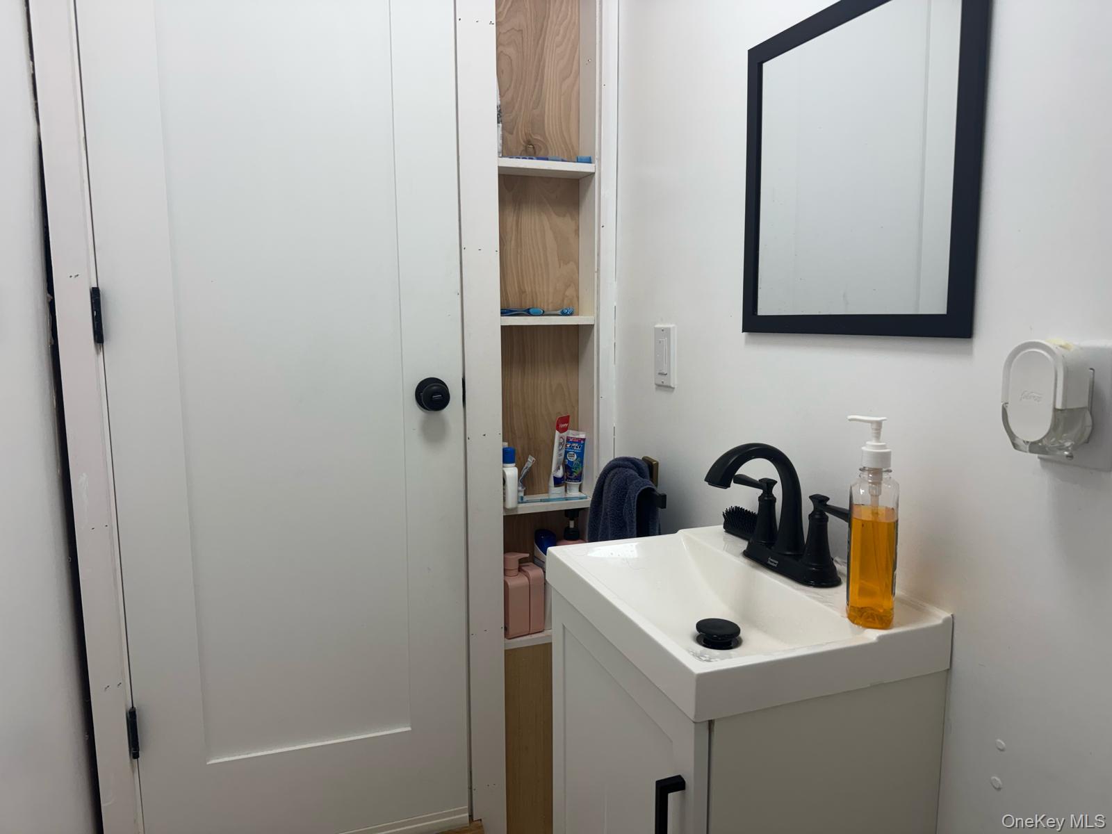 172 N Ocean Avenue Property Photo 22