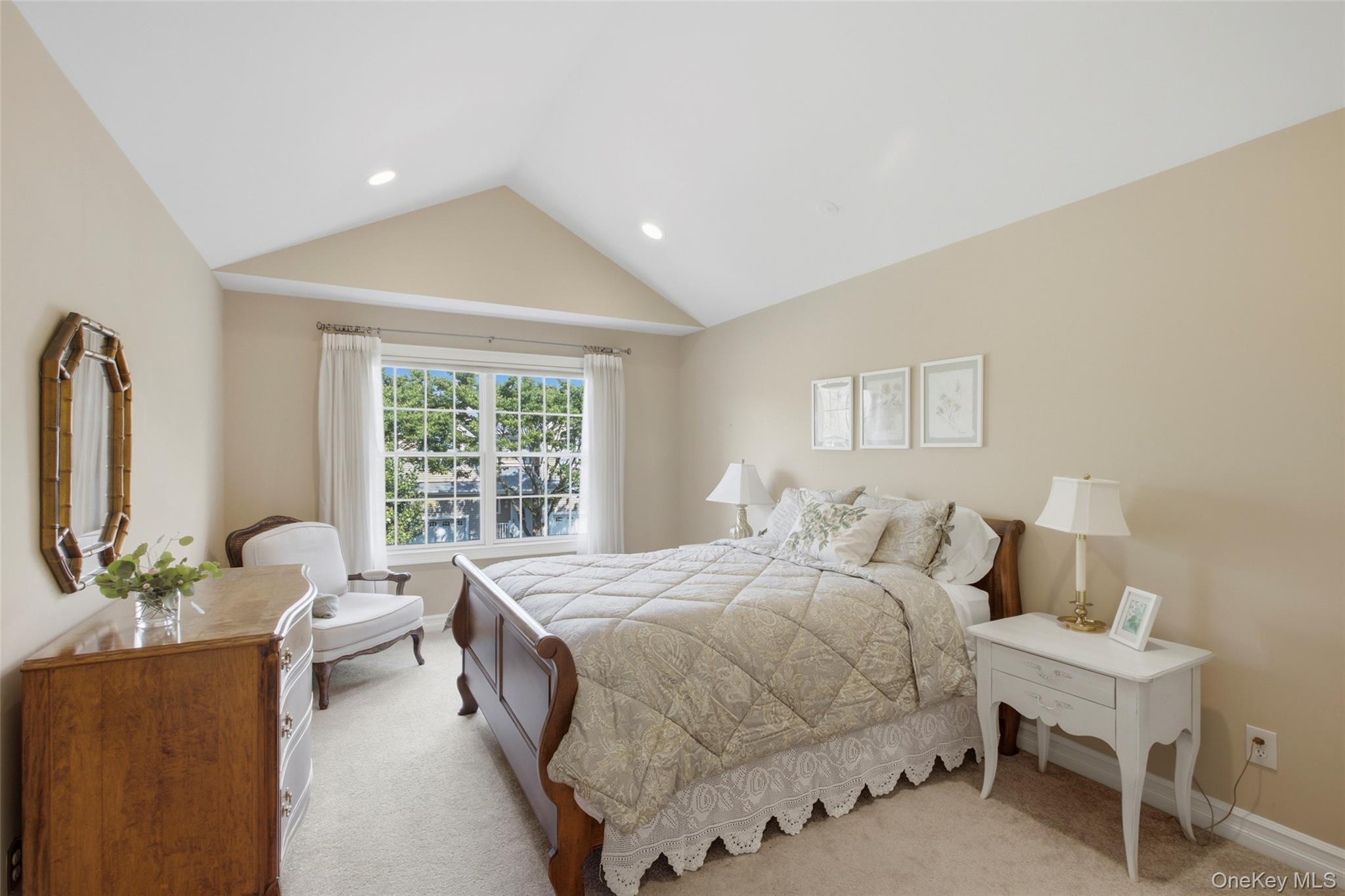 2 Emilys Way Property Photo 31