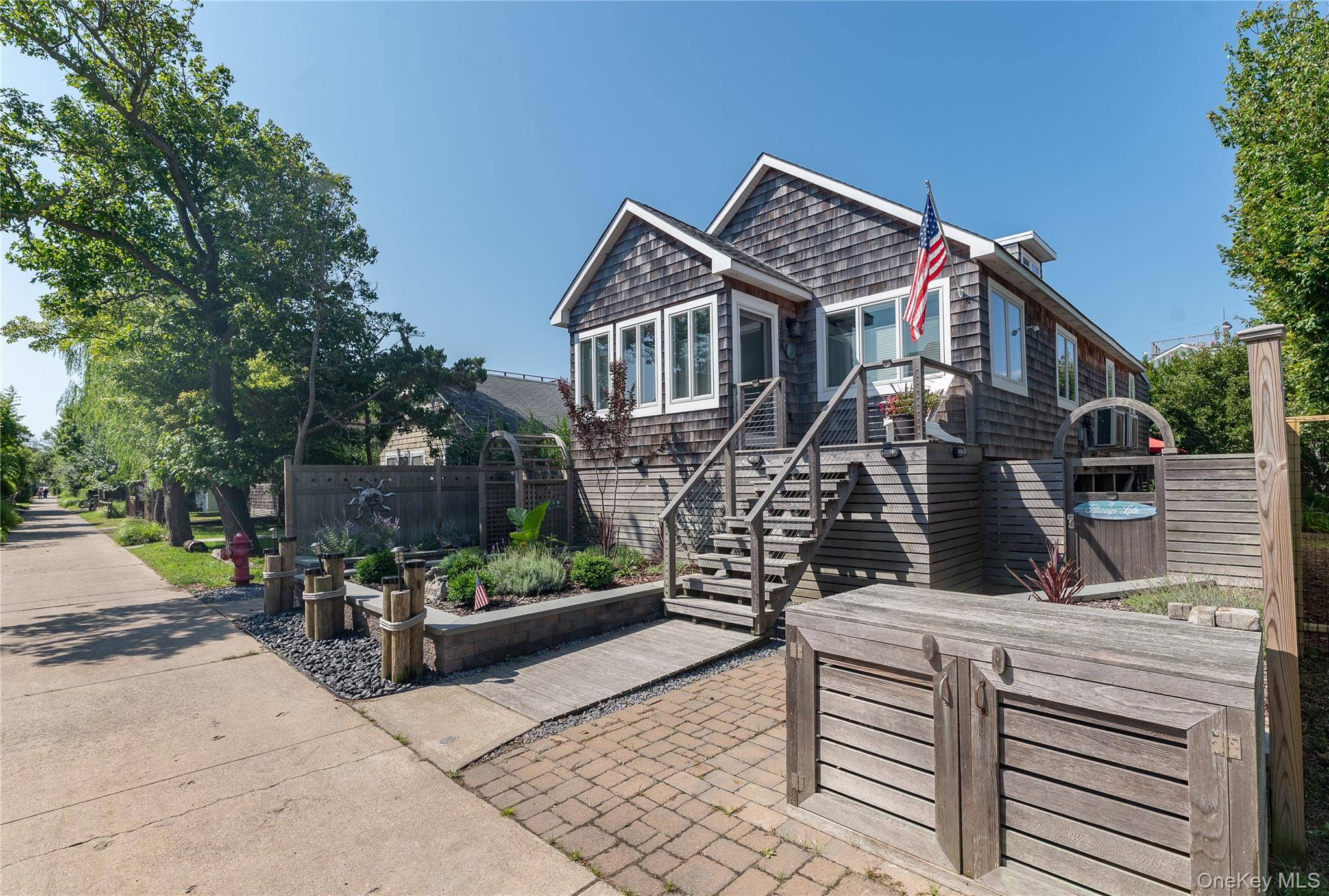 306 Wilmot Road Property Photo 2