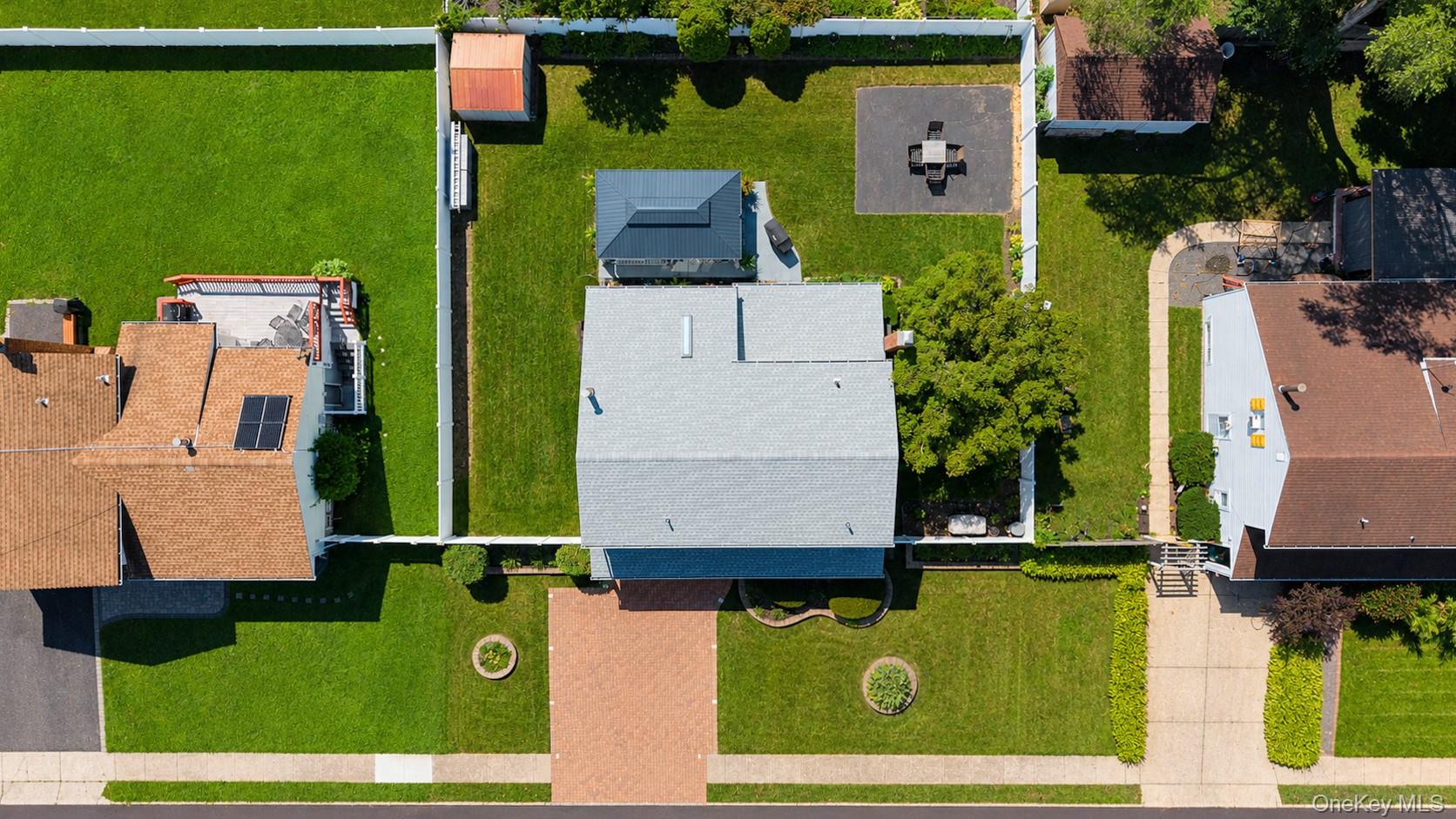 164 Bark Avenue Property Photo 4