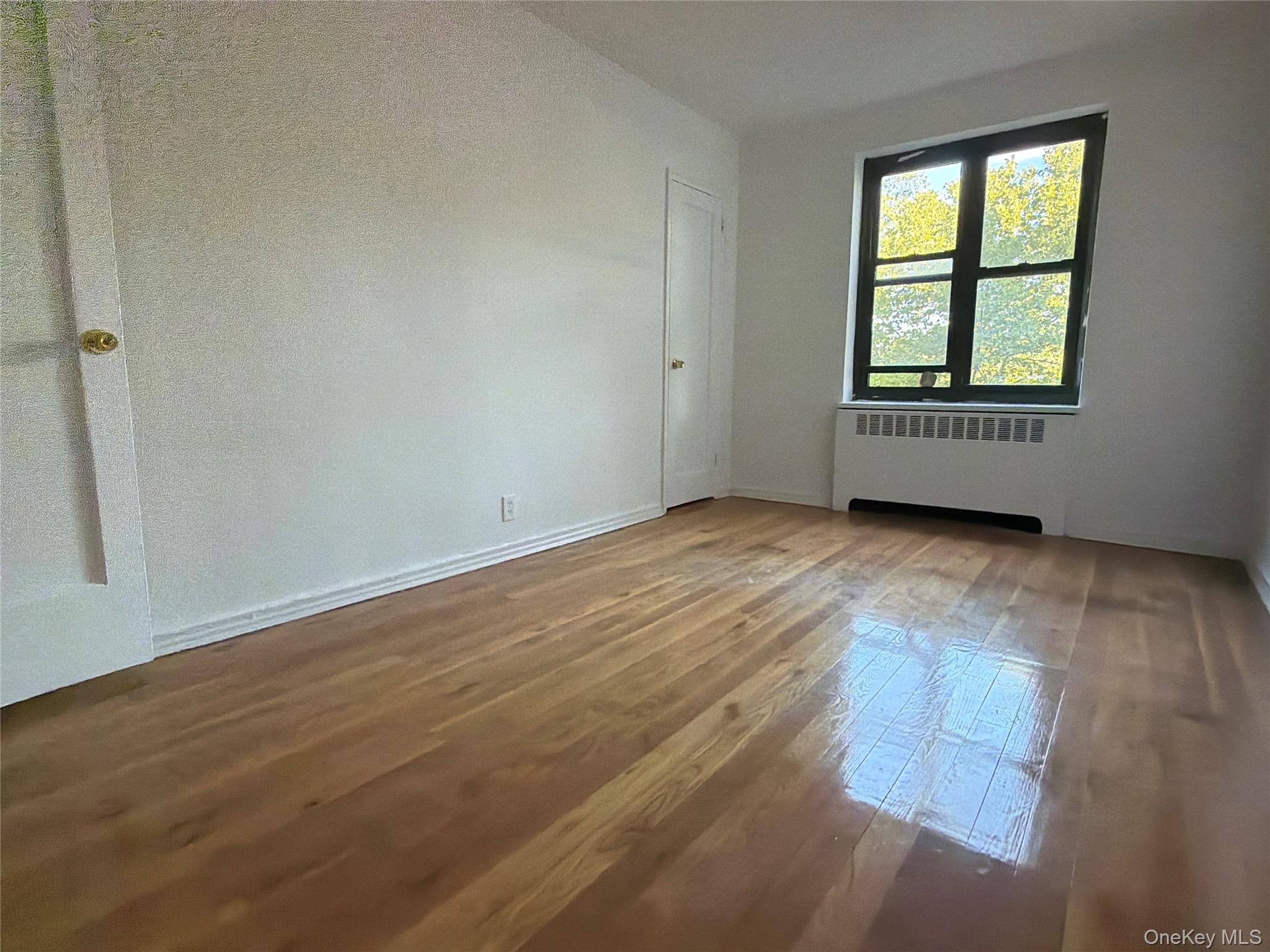 21 Schenck Avenue 2ac Property Photo 6