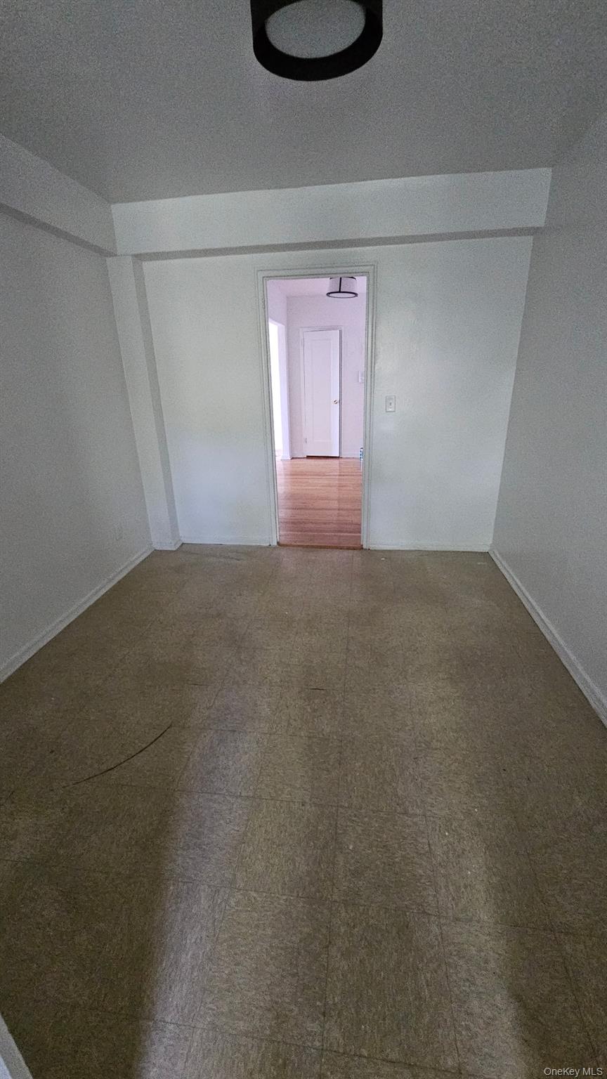 21 Schenck Avenue 2ac Property Photo 9