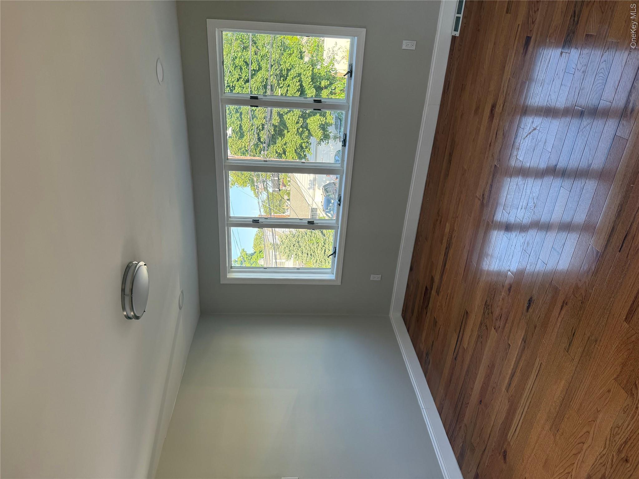 245 Stone Street Property Photo 4