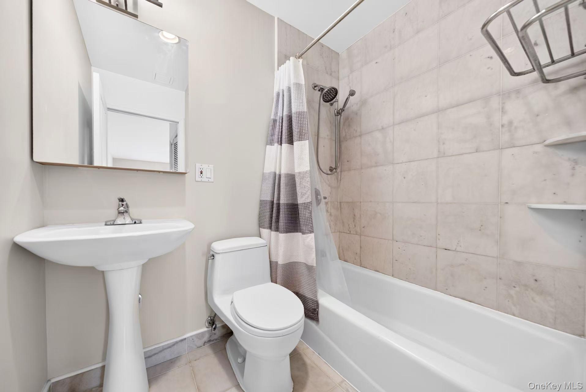 146-14 35th Avenue 7a Property Photo 8