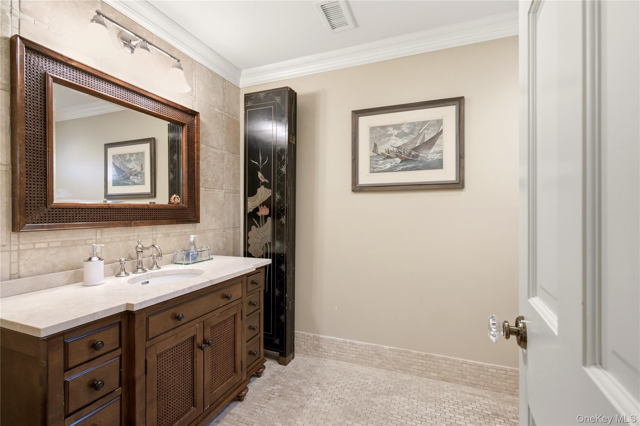 6 Lighthouse Point Property Photo 12
