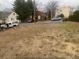 40 E Vincent Street Property Photo 2