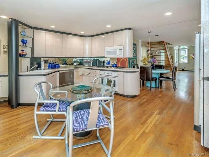 3 Woodland Avenue Property Photo 11