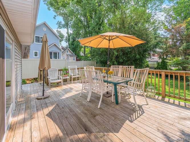 3 Woodland Avenue Property Photo 31