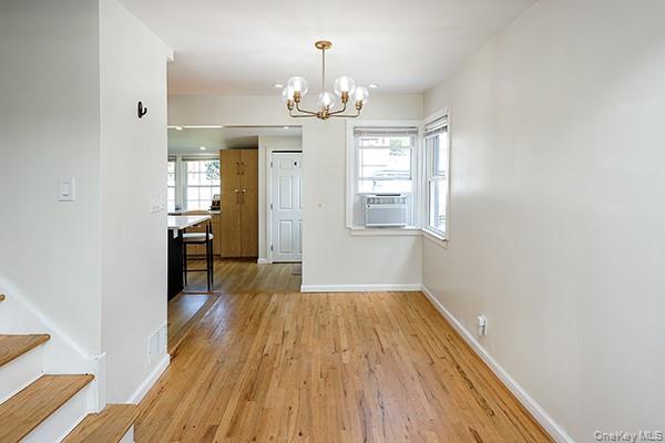 269 N Suffolk Avenue Property Photo 6