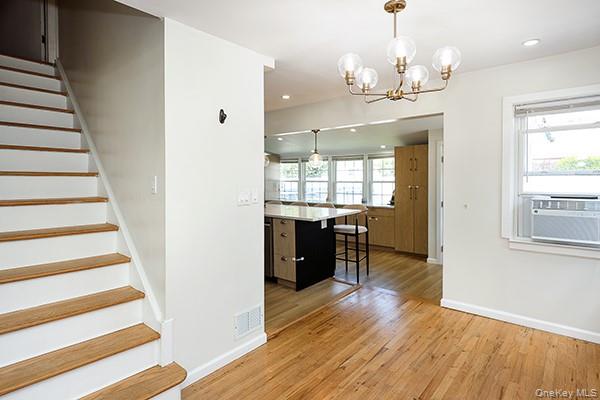 269 N Suffolk Avenue Property Photo 7
