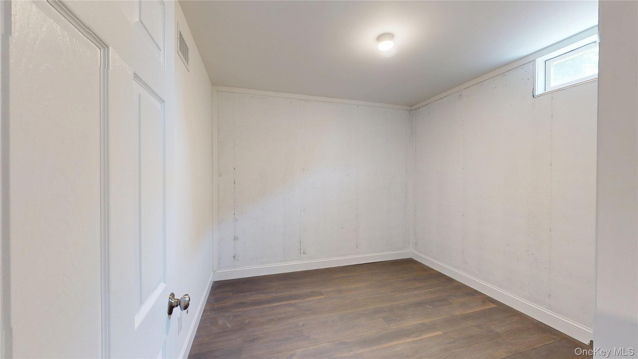 620 Homestead Avenue Property Photo 32