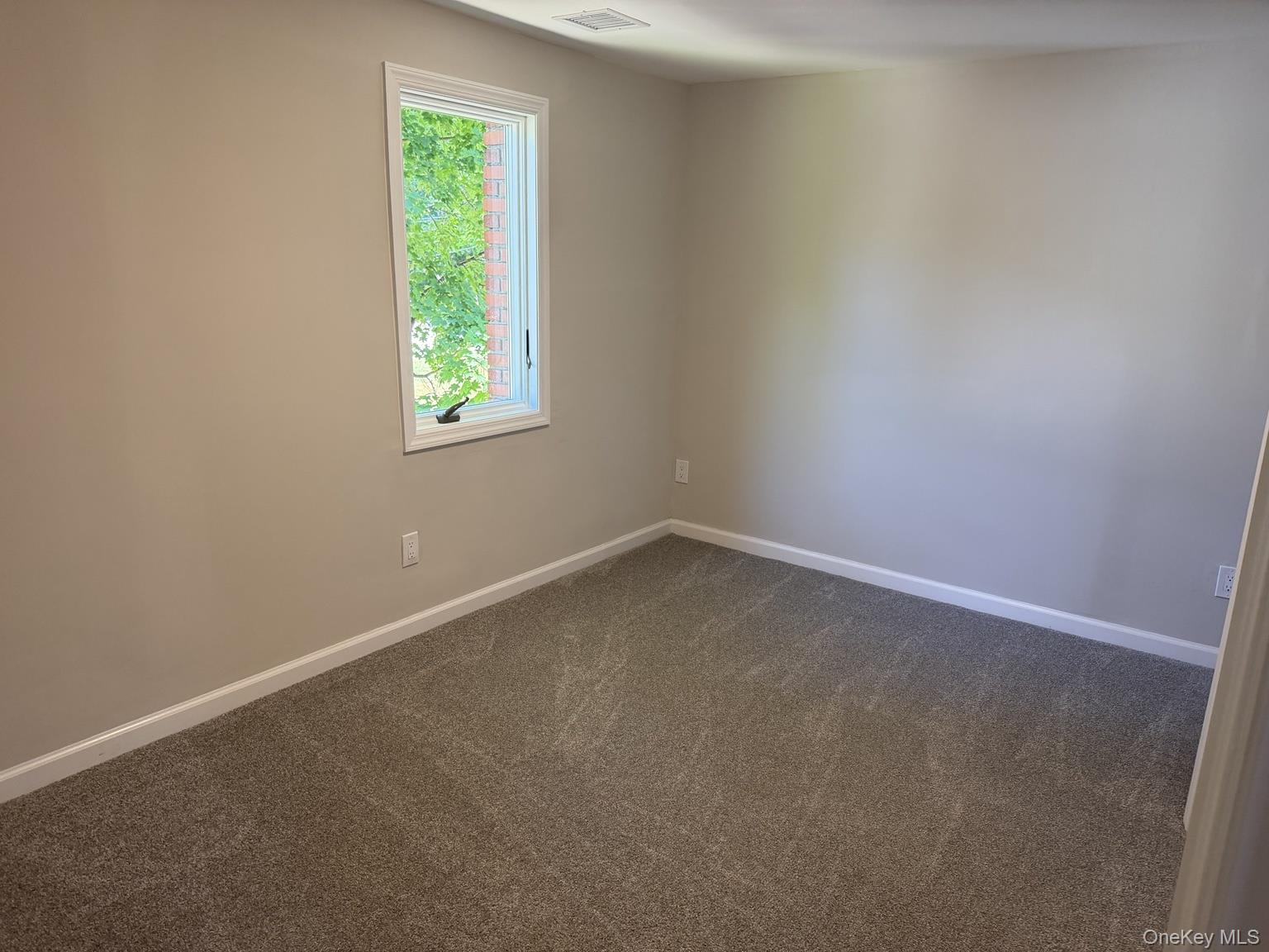 926 Hawkins Avenue Property Photo 7